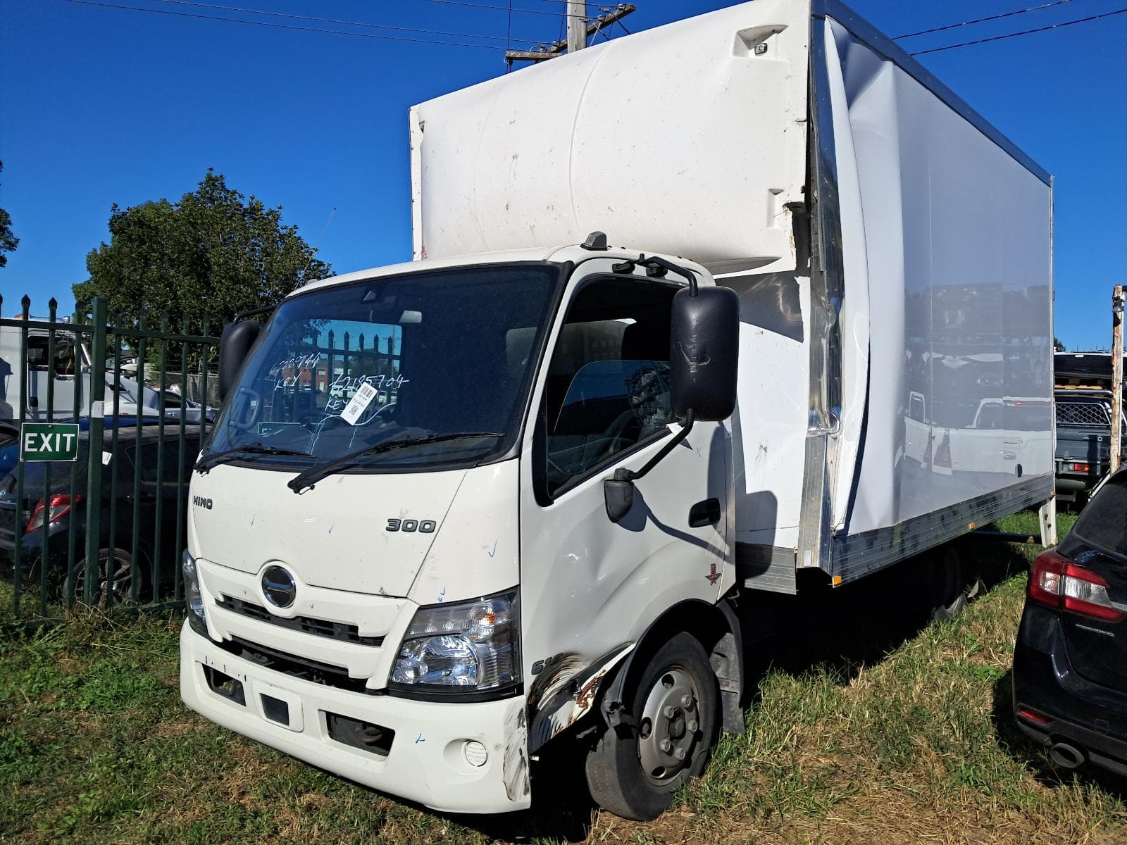 2021 HINO 300 5