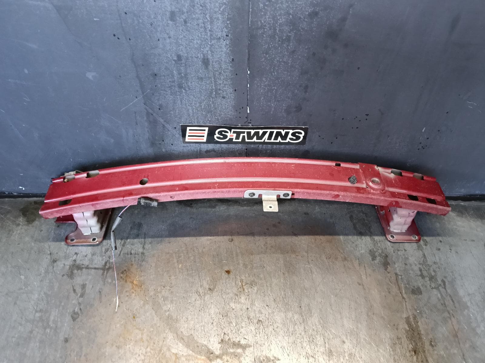 Used auto part listing image: 2017 NISSAN QASHQAI F BAR REINFORC BRACK MAIN REINFORCEMENT, J11, 12/13-06/17 0000383547