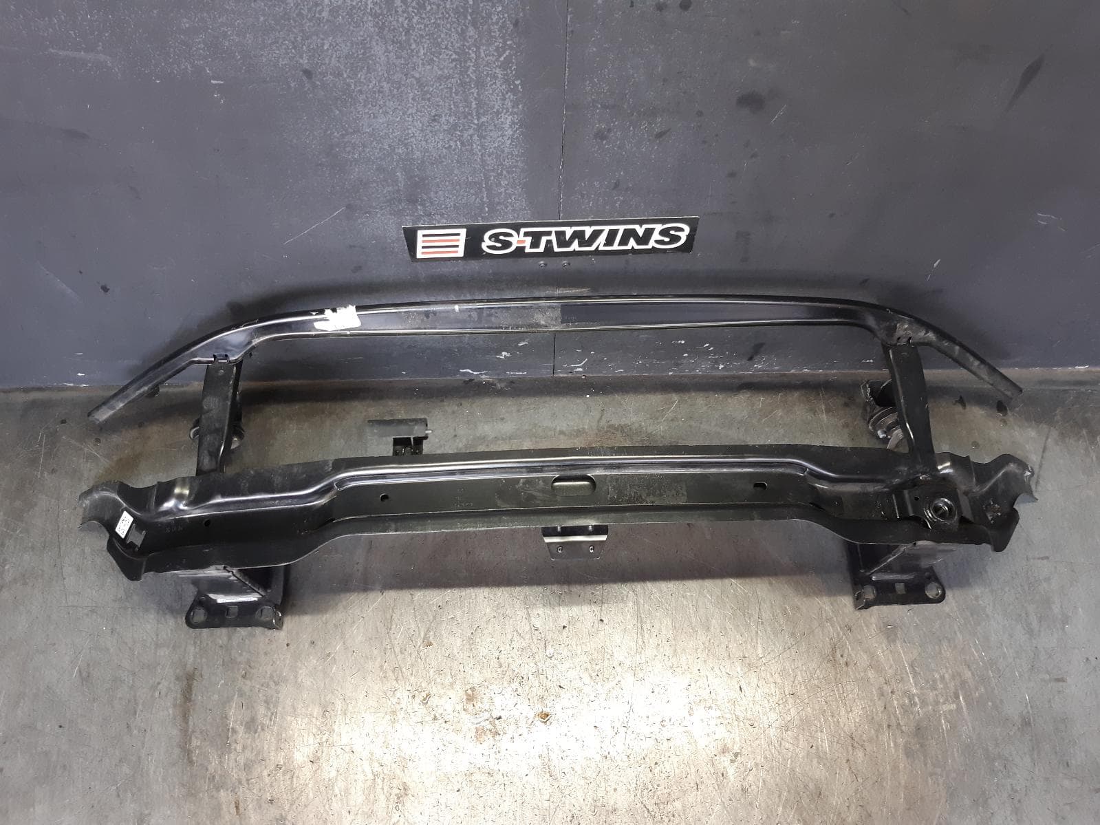 Used auto part listing image: 2020 VOLKSWAGEN TIGUAN F BAR REINFORC BRACK MAIN REINFORCEMENT, 5NA, 06/16-05/21 0000371049