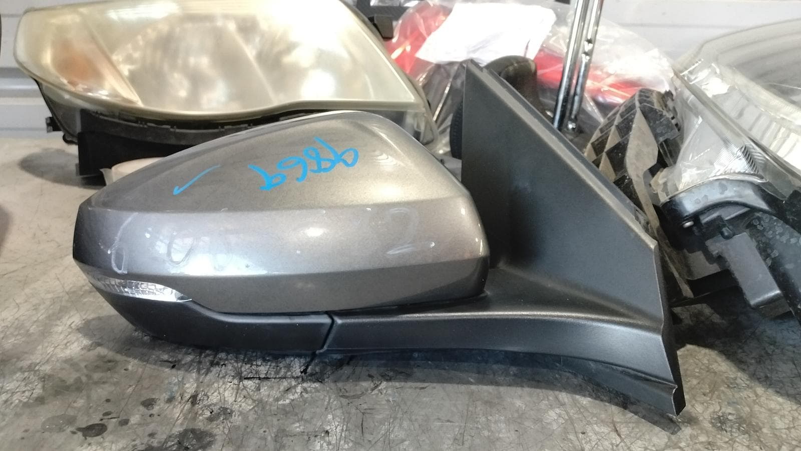 Used auto part listing image: 2021 VOLKSWAGEN POLO RIGHT DOOR MIRROR AW-AE, W/ INDICATOR, HEATED, BLIND SPOT, AUTO POWER FOLD TYPE, 09/17- 0000394429