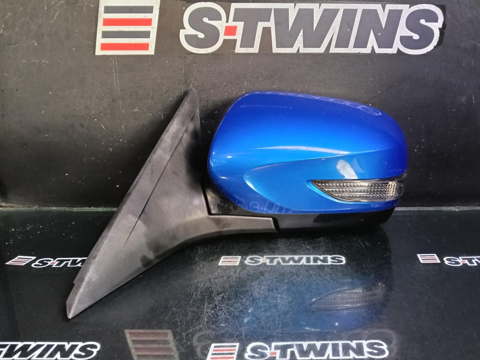 Used auto part listing image: 2013 SUBARU IMPREZA LEFT DOOR MIRROR G3, WRX, W/ INDICATOR TYPE (5 WIRE), 09/10-12/13 0000385942