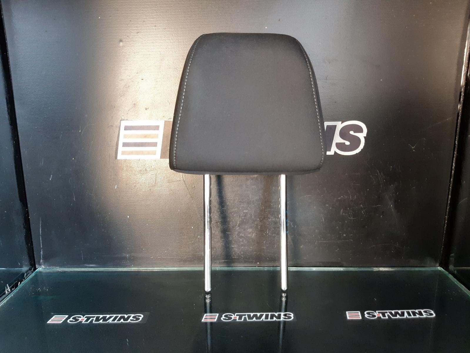 Used auto part listing image: 2020 KIA CERATO HEADREST LH FRONT, SPORT CLOTH, SPORT, BD, 04/18- 0000159176