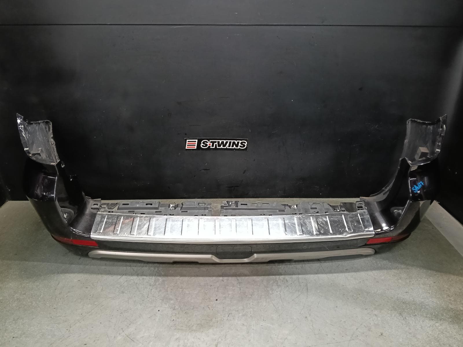 Used auto part listing image: 2019 HAVAL H9 REAR BUMPER 05/15-12/21 0000398698