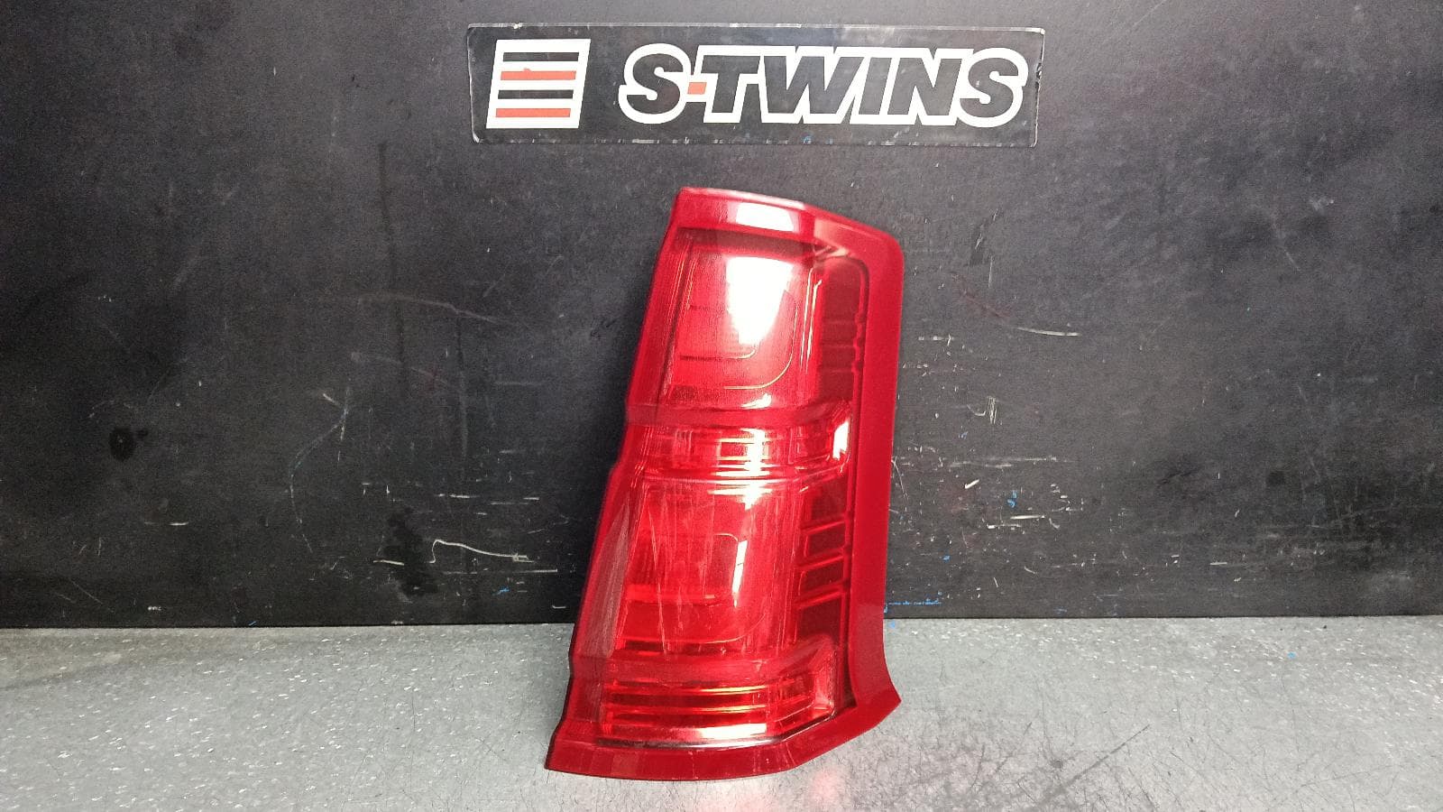 Used auto part listing image: 2019 HAVAL H9 RIGHT TAILLIGHT IN BODY, LOWER, 05/15-12/21 0000400035
