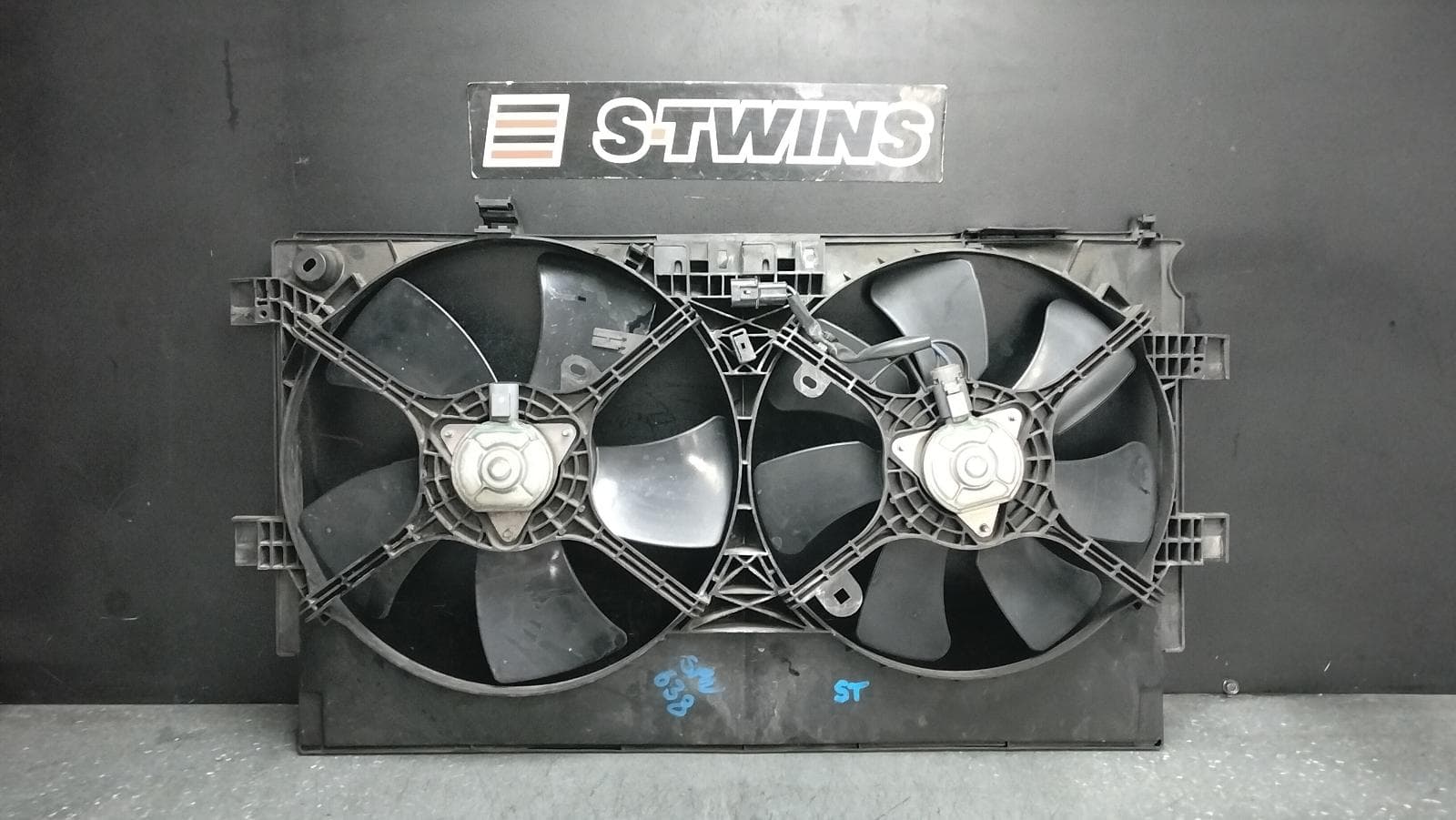 Used auto part listing image: 2015 MITSUBISHI LANCER FAN DUAL FAN ASSY, 2.0, 4B11, NON TURBO, CJ-CF, 07/07-12/17 0000388397