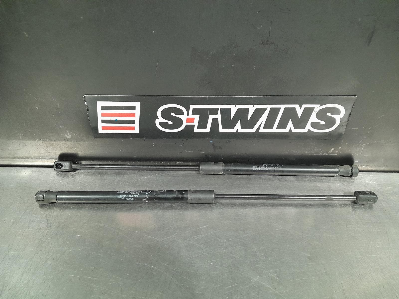 Used auto part listing image: 2017 JAGUAR XE BONNET HINGE STRUT STRUTS (PAIR), X760, 05/15- 0000295340