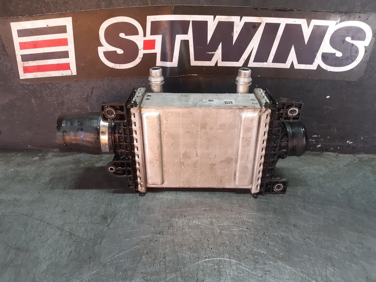 Used auto part listing image: 2019 ALFA ROMEO STELVIO INTERCOOLER 949, DIESEL, 2.2, TURBO, 01/18-12/21 0000219021