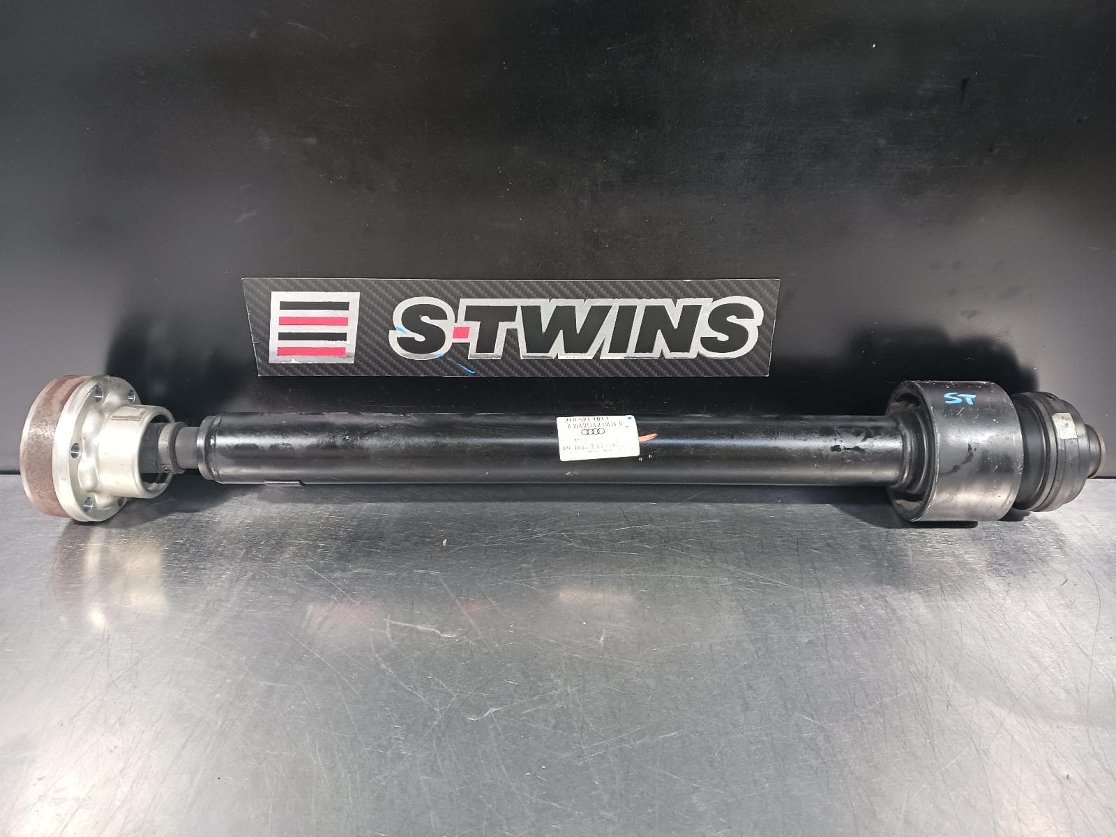 Used auto part listing image: 2014 AUDI Q7 FRONT PROP SHAFT 4.2, DIESEL, 4L, 09/10-08/15 0000203564