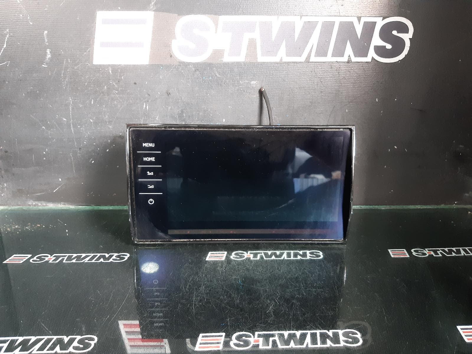 Used auto part listing image: 2020 SKODA KAROQ DISPLAY UNIT, 8 INCH, TOUCHSCREEN, NU, 12/20- 0000303375