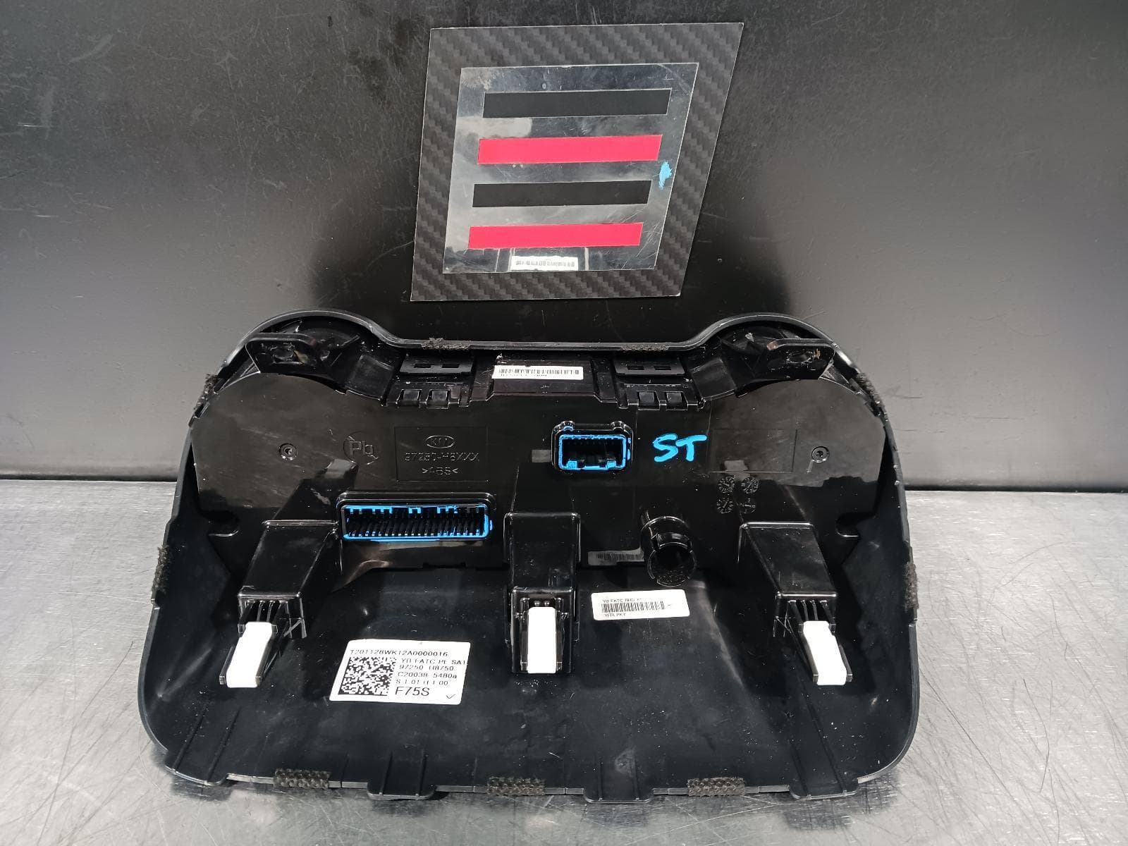 Used auto part listing image: 2021 KIA RIO HEATER AC CONTROLS CLIMATE CONTROL TYPE, YB, 12/16- 0000209648