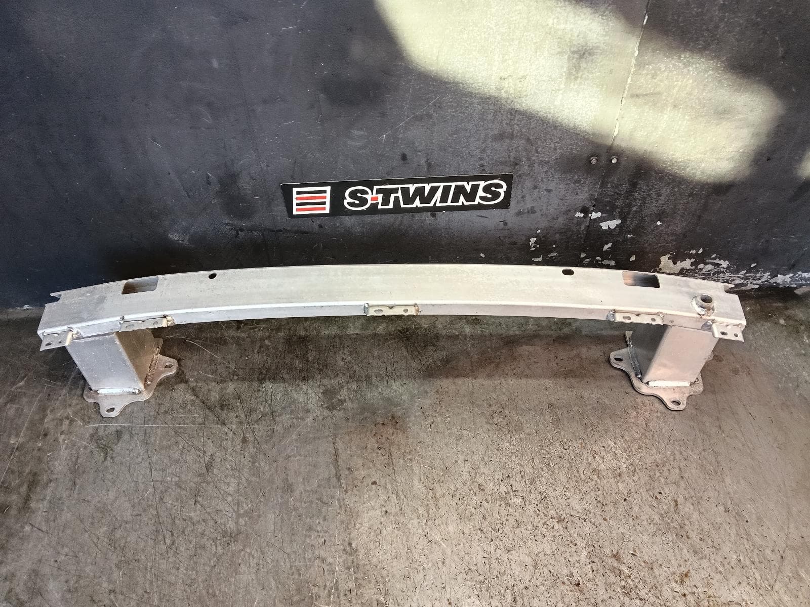Used auto part listing image: 2020 ALFA ROMEO STELVIO R BAR BRACKET REINFO REINFORCEMENT, 949, 01/18- 0000409323