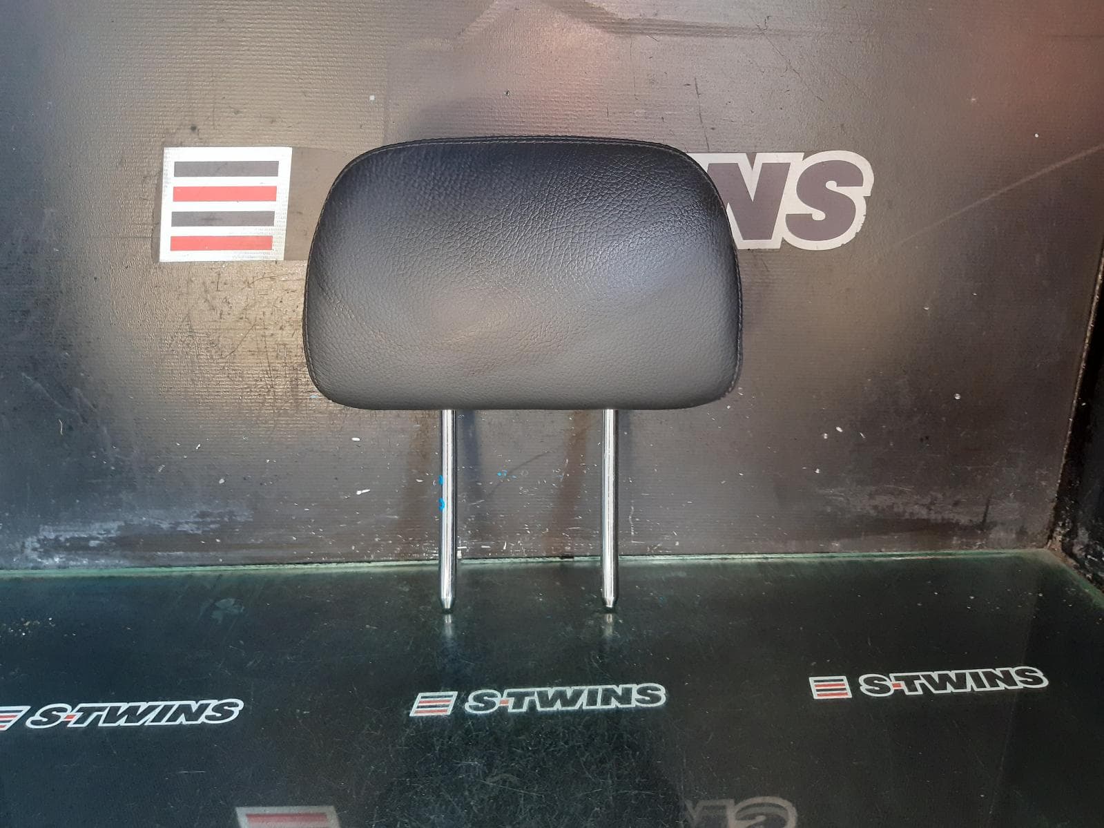 Used auto part listing image: 2012 MERCEDES CLS CLASS HEADREST C218, 06/11-02/18 0000278422