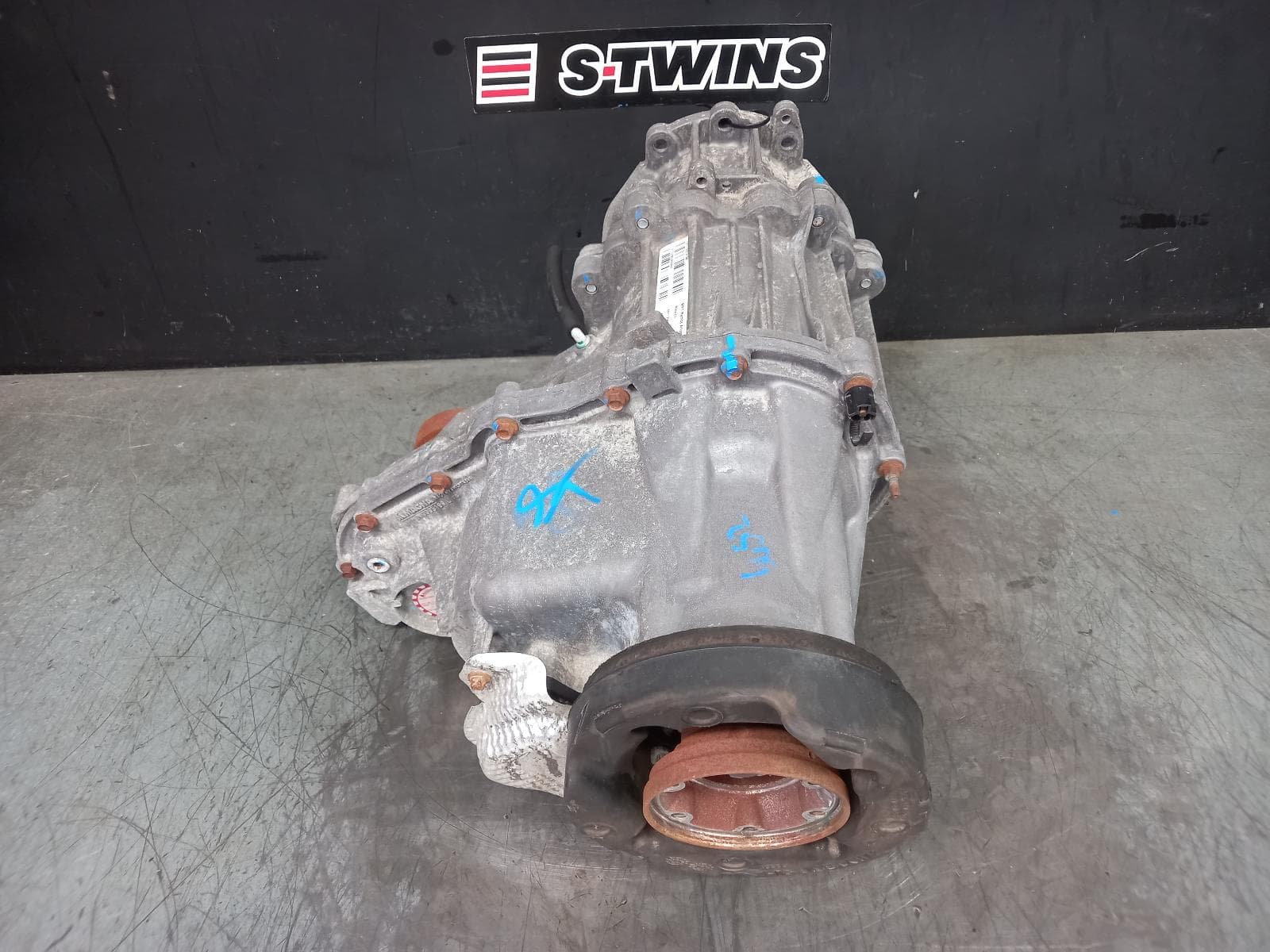 Used auto part listing image: 2014 JEEP GRANDCHEROKEE TRANSFER CASE AUTO, DIESEL, 3.0, WK, 2 SPEED TRANSFER, 04/13-02/22 0000389377