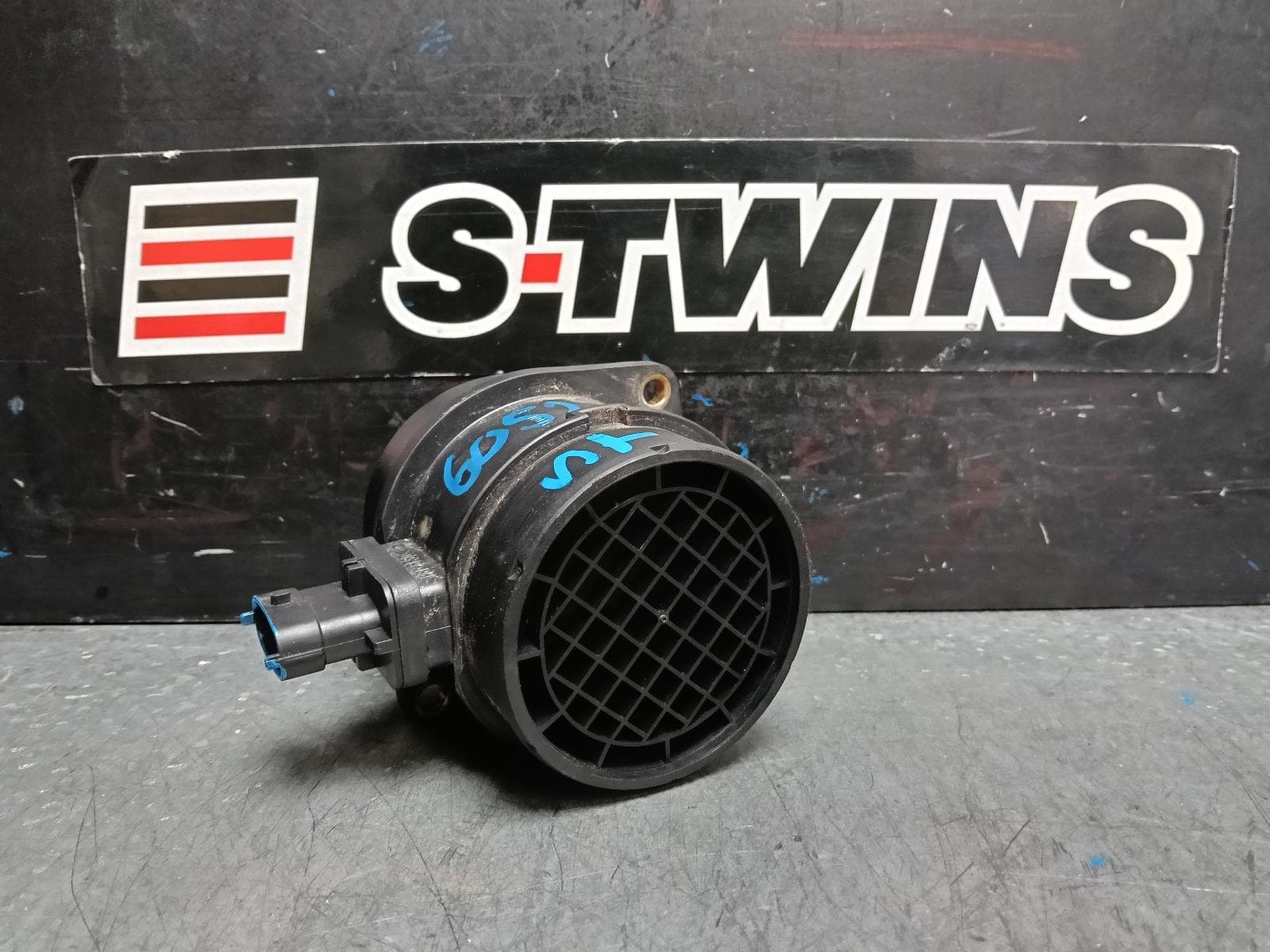 Used auto part listing image: 2014 JEEP GRANDCHEROKEE AIR FLOW METER AIR FLOW METER, 3.0, DIESEL, WK, 10/10-02/22 0000389478