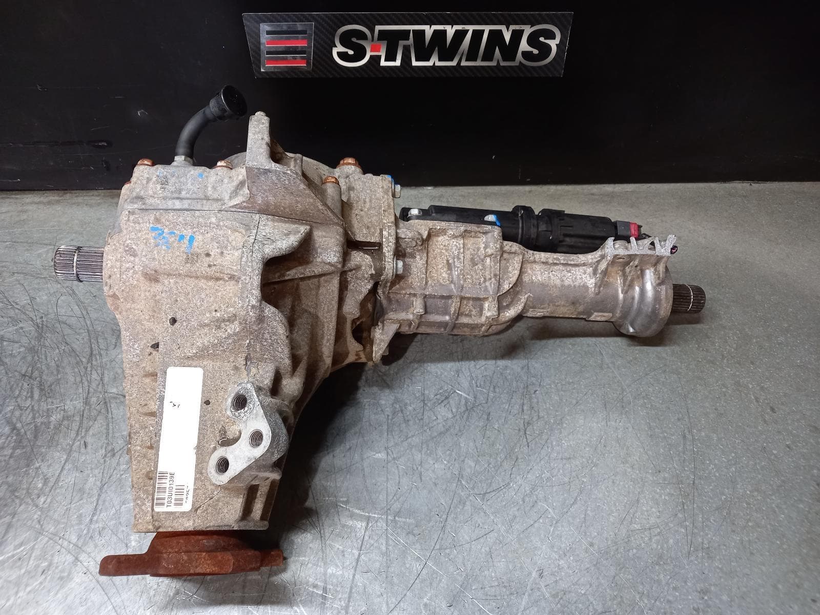 Used auto part listing image: 2019 RAM 1500 FRONT DIFF ASSEMBLY DS, 3.92 RATIO, 11/17-12/23 0000237270