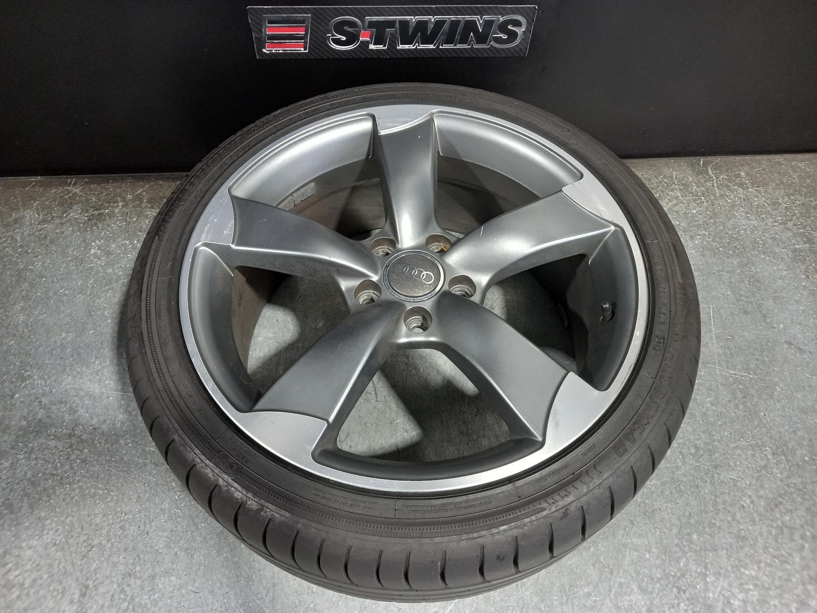 Used auto part listing image: 2014 AUDI A3 WHEEL MAG FACTORY, 18X7.5IN, 8V, 03/13-10/20 0000240474