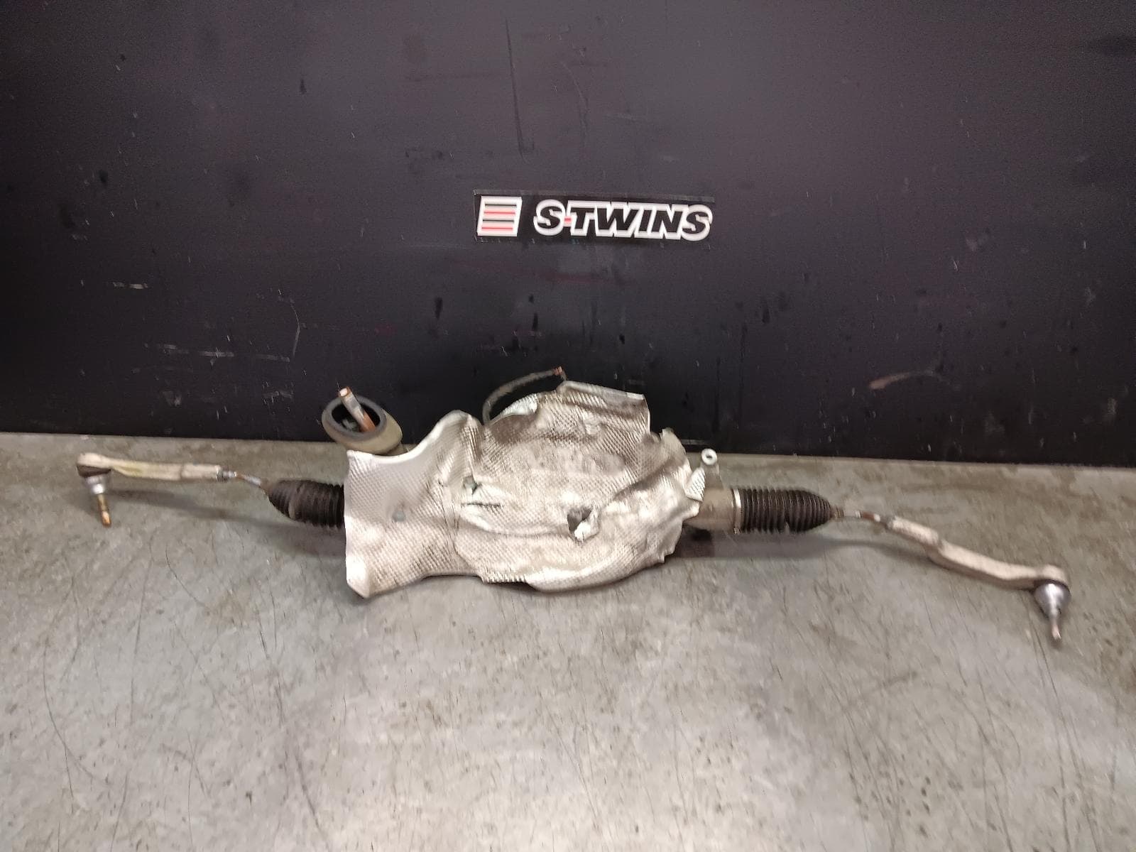 Used auto part listing image: 2022 MERCEDES GLB CLASS STEERING BOX RACK X247, 12/19-05/26 0000410031