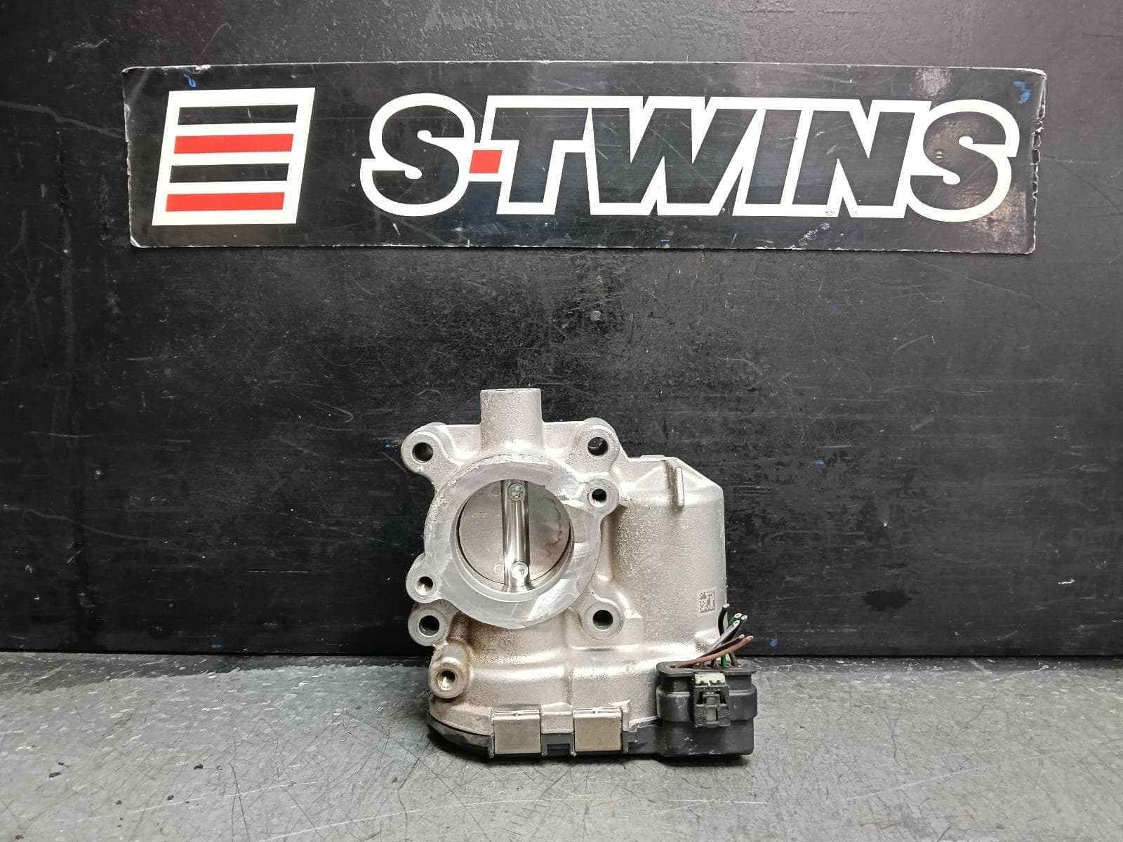 Used auto part listing image: 2022 MERCEDES GLB CLASS THROTTLE BODY 1.3, PETROL, X247, GLB200, 12/19- 0000410032