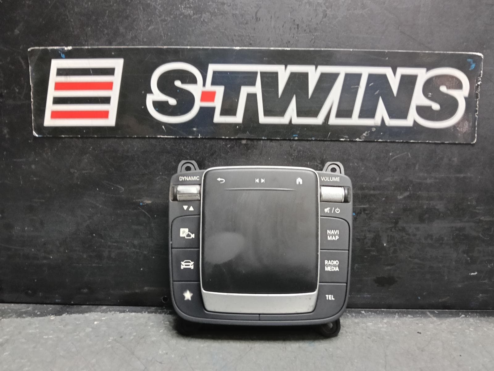 Used auto part listing image: 2022 MERCEDES GLB CLASS MULTIMEDIA CONTROL SWITCH ASSY, X247, 12/19- 0000410039