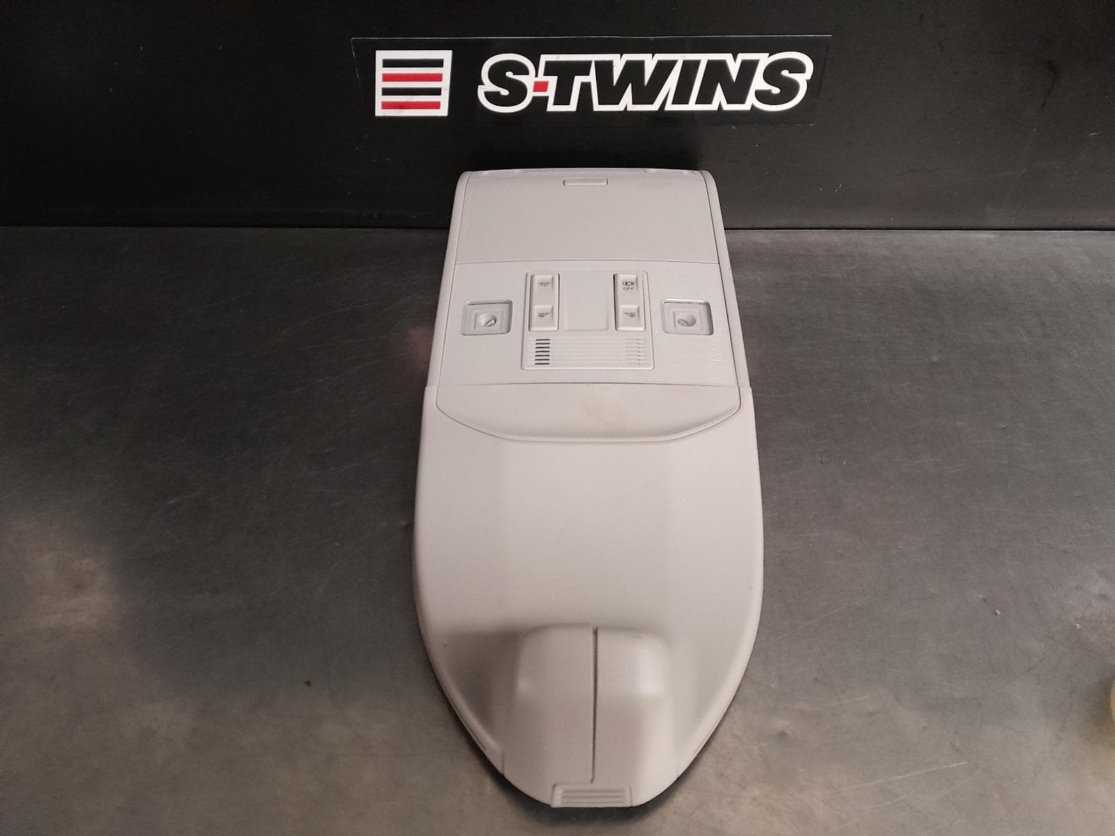 Used auto part listing image: 2021 SKODA KAMIQ COURTESY LIGHT NW, 06/20- 0000271887
