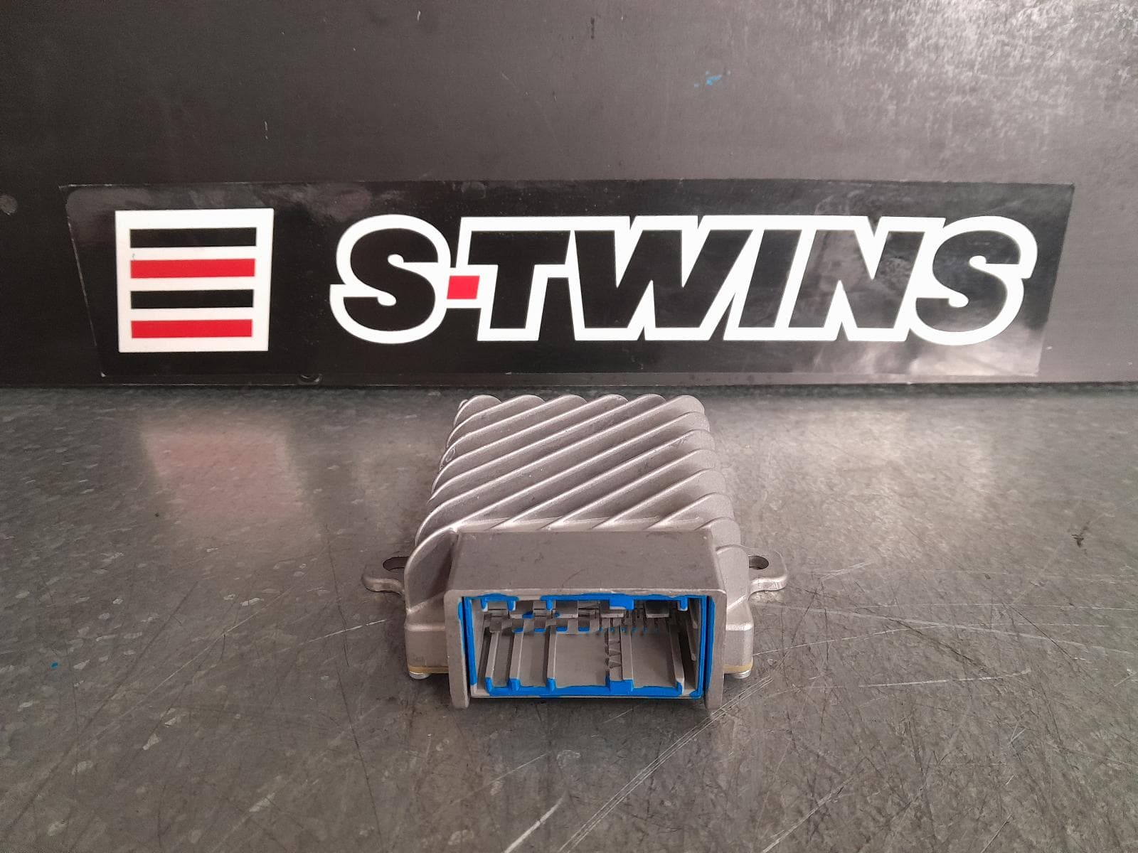 Used auto part listing image: 2016 BMW 3 SERIES AMPLIFIER HIFI LEAR, F30/F80, 02/12-12/19 0000317281
