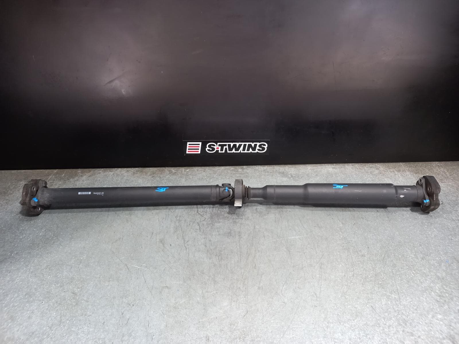 Used auto part listing image: 2014 BMW 3 SERIES REAR PROP SHAFT 2.0, N47N, DIESEL, AUTO T/M, 318d/320d, 1539mm, F30/F31/F34, 11/11-05/16 0000294254