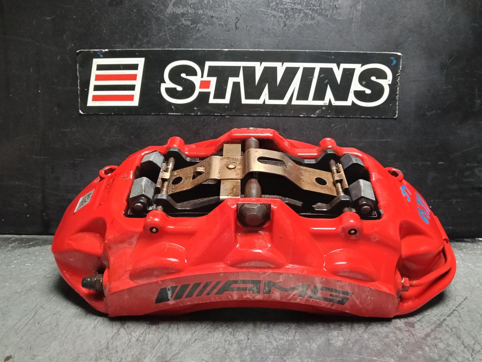 Used auto part listing image: 2013 MERCEDES M CLASS CALIPER LH FRONT, AMG, W166, 03/12-01/16 0000408513