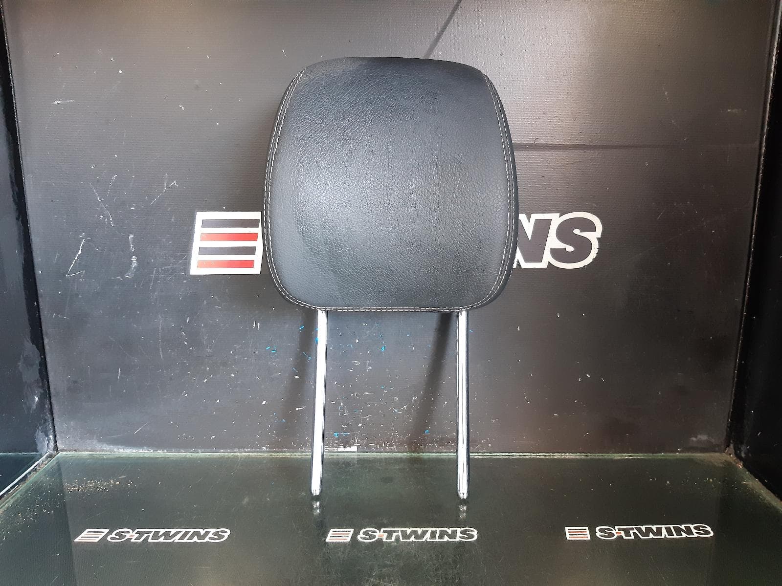 Used auto part listing image: 2017 MERCEDES GLC CLASS HEADREST X253/C253, 09/15-03/23 0000308612