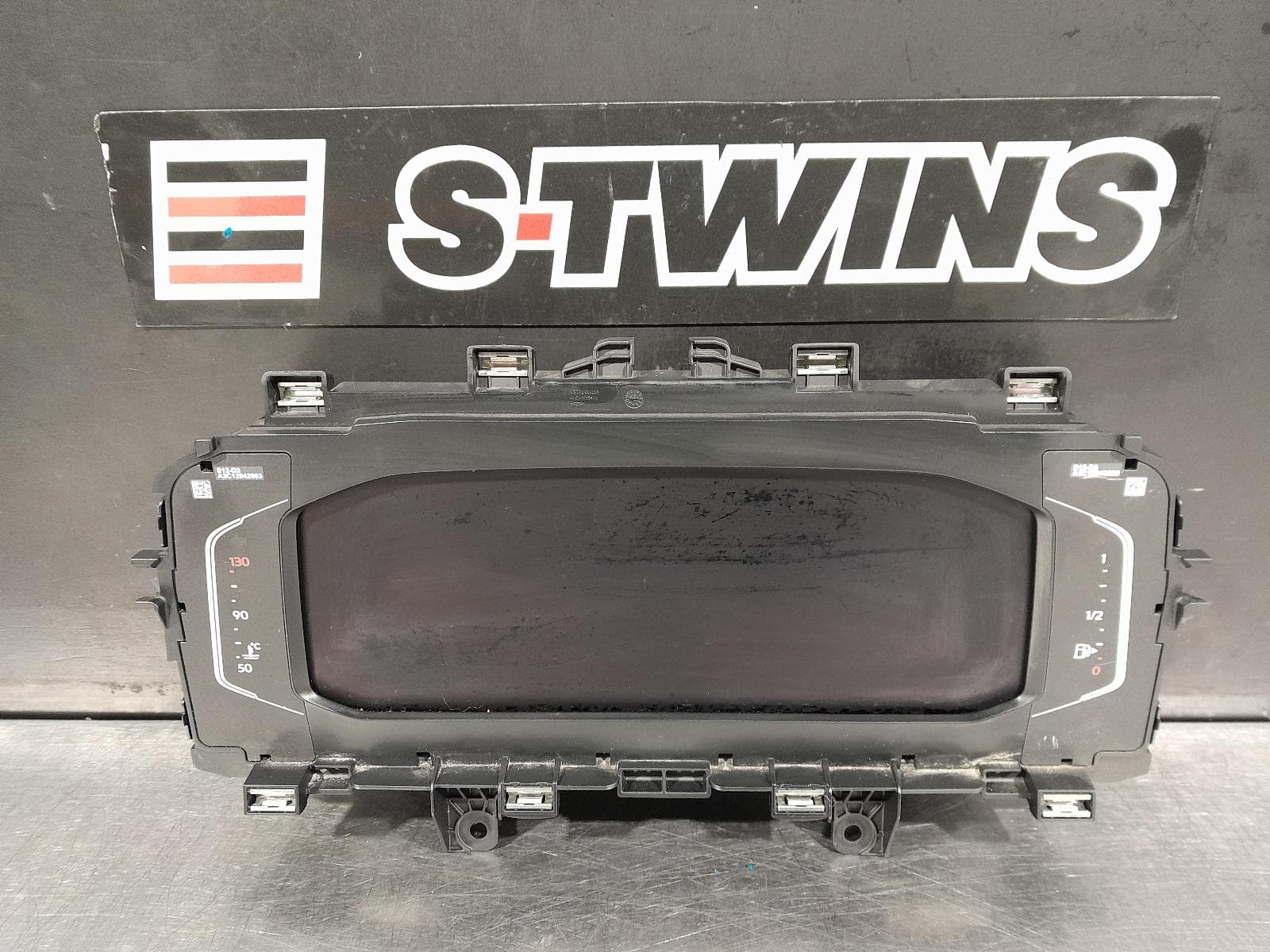 Used auto part listing image: 2023 VOLKSWAGEN TIGUAN INSTRUMENTCLUSTER DIGITAL INSTRUMENT CLUSTER, 5NA, 06/21- 0000294673