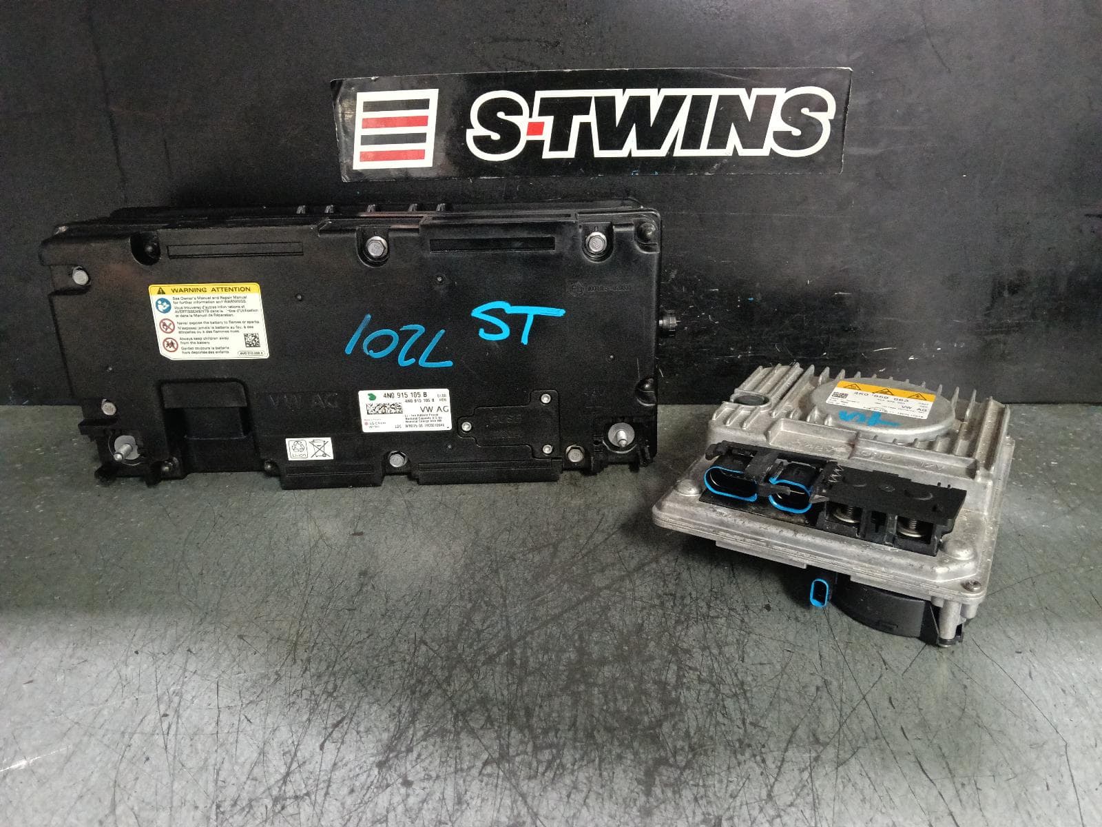 Used auto part listing image: 2021 AUDI Q7 HIGH VOLTAGE BATTERY 4M, MHEV LITHIUM BATTERY, 48V, 04/20- 0000394625