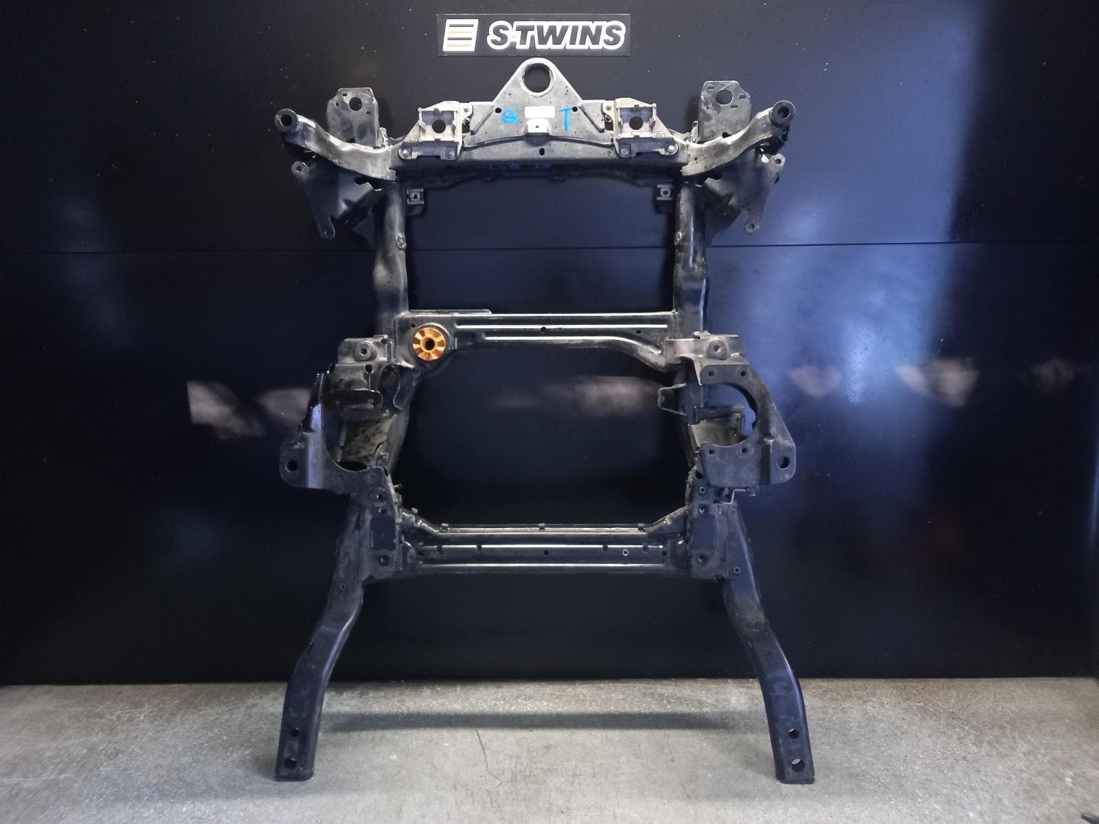 Used auto part listing image: 2020 LAND ROVER DEFENDER FRT XMEMBER CRADLE L663, 10/19- 0000263064