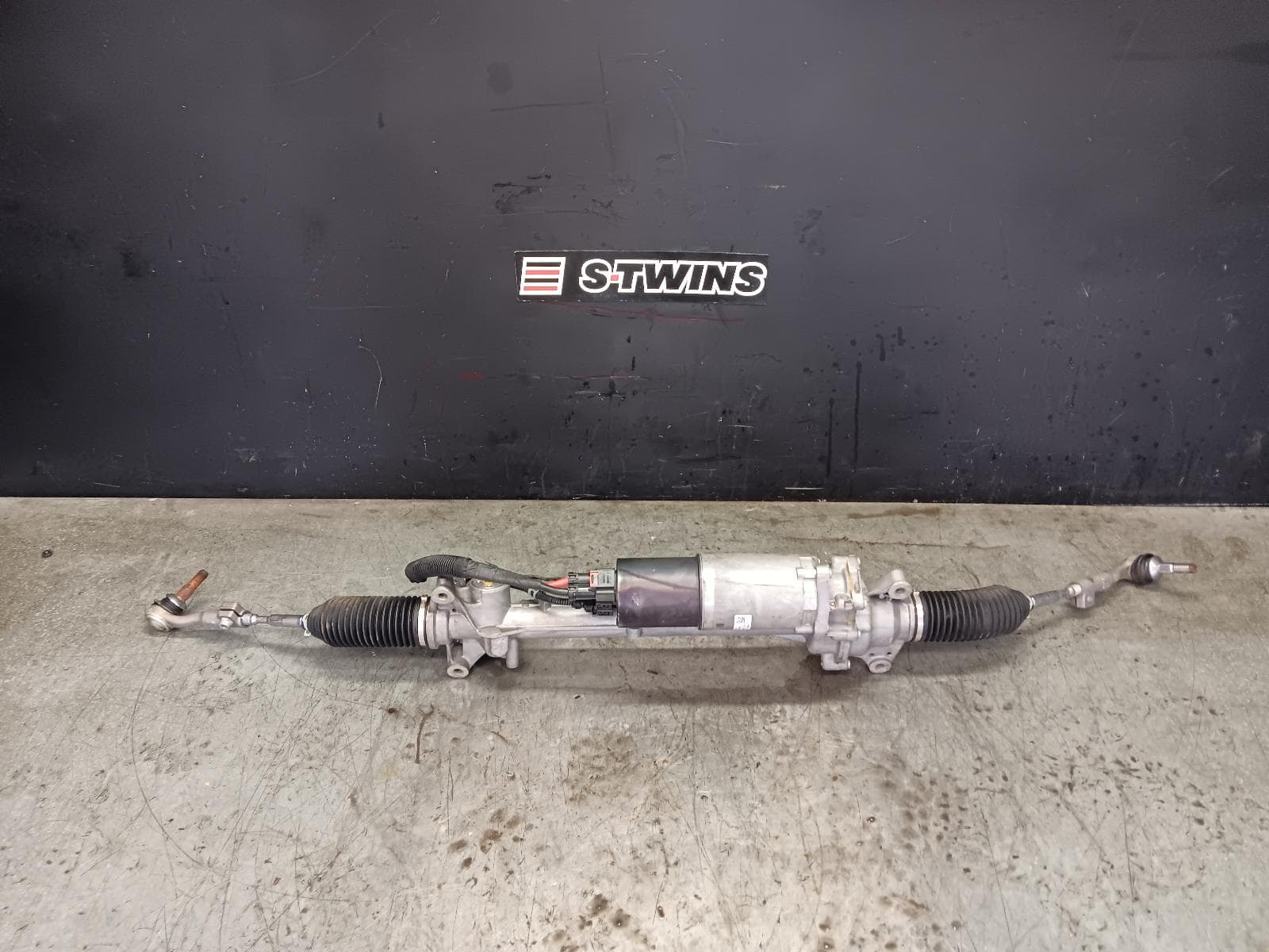 Used auto part listing image: 2021 BMW 4 SERIES STEERING BOX RACK ELECTRIC TYPE, G22/G23/G26, 06/20-12/24 0000410169