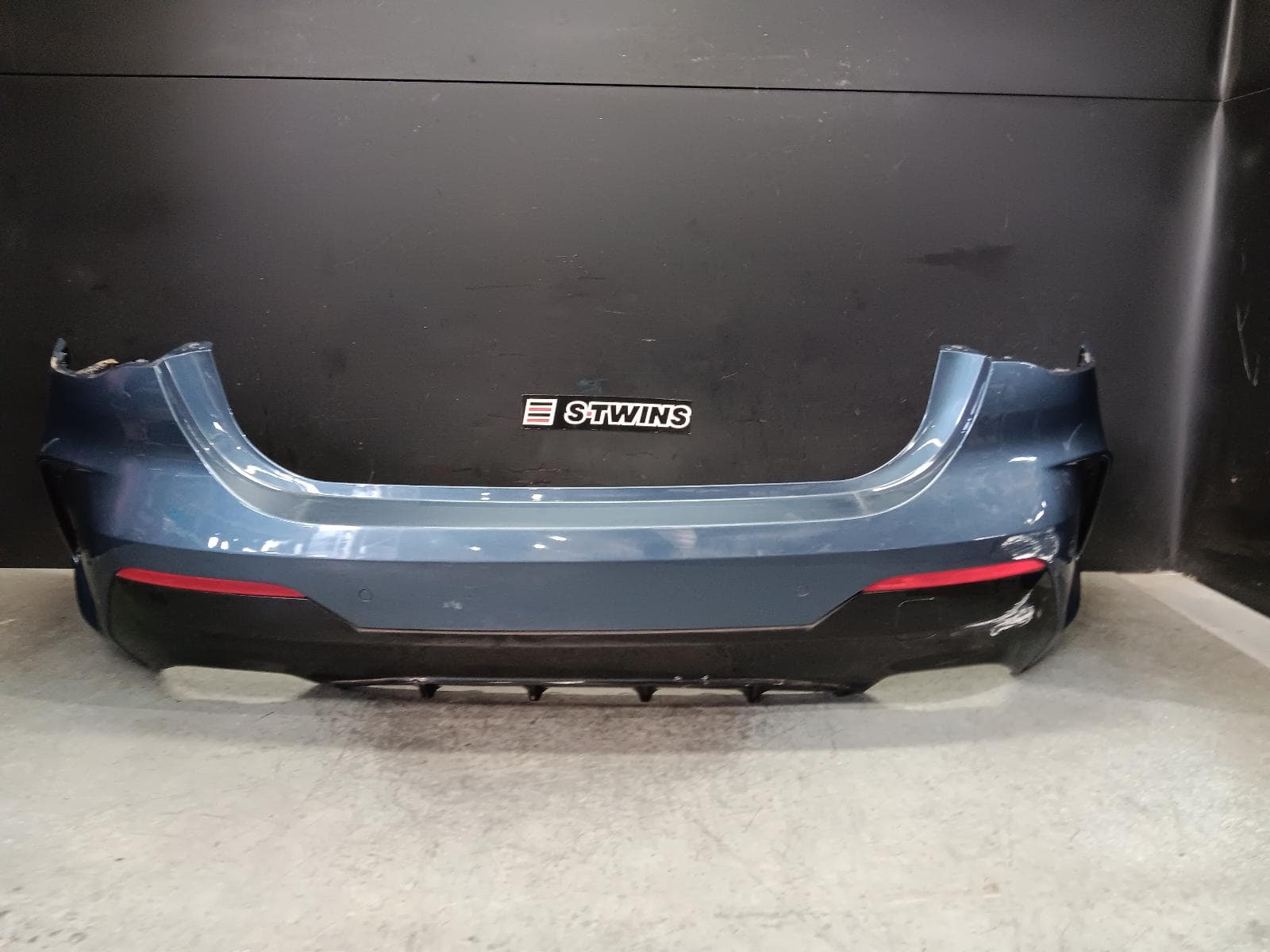 Used auto part listing image: 2021 BMW 4 SERIES REAR BUMPER BUMPER BAR, COUPE/CONVERTIBLE, G22/G23, 06/20- 0000410174