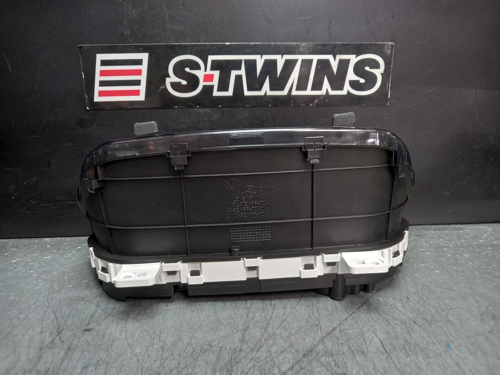 Used auto part listing image: 2022 HYUNDAI TUCSON INSTRUMENTCLUSTER AUTO T/M, 4.2IN, STANDARD/ELITE, NX4, 02/21-01/24 0000374374