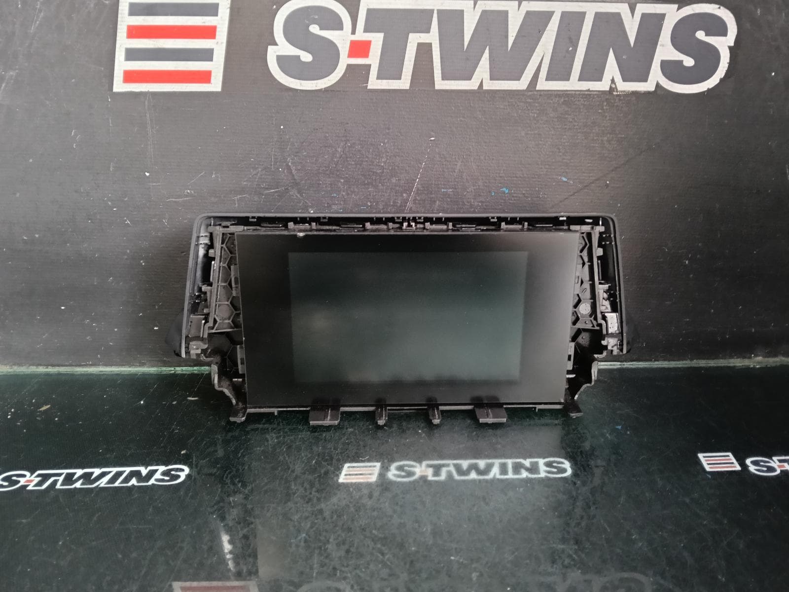 Used auto part listing image: 2021 PEUGEOT 2008 DISPLAY UNIT, 7IN TOUCHSCREEN, P24, 07/20- 0000402826