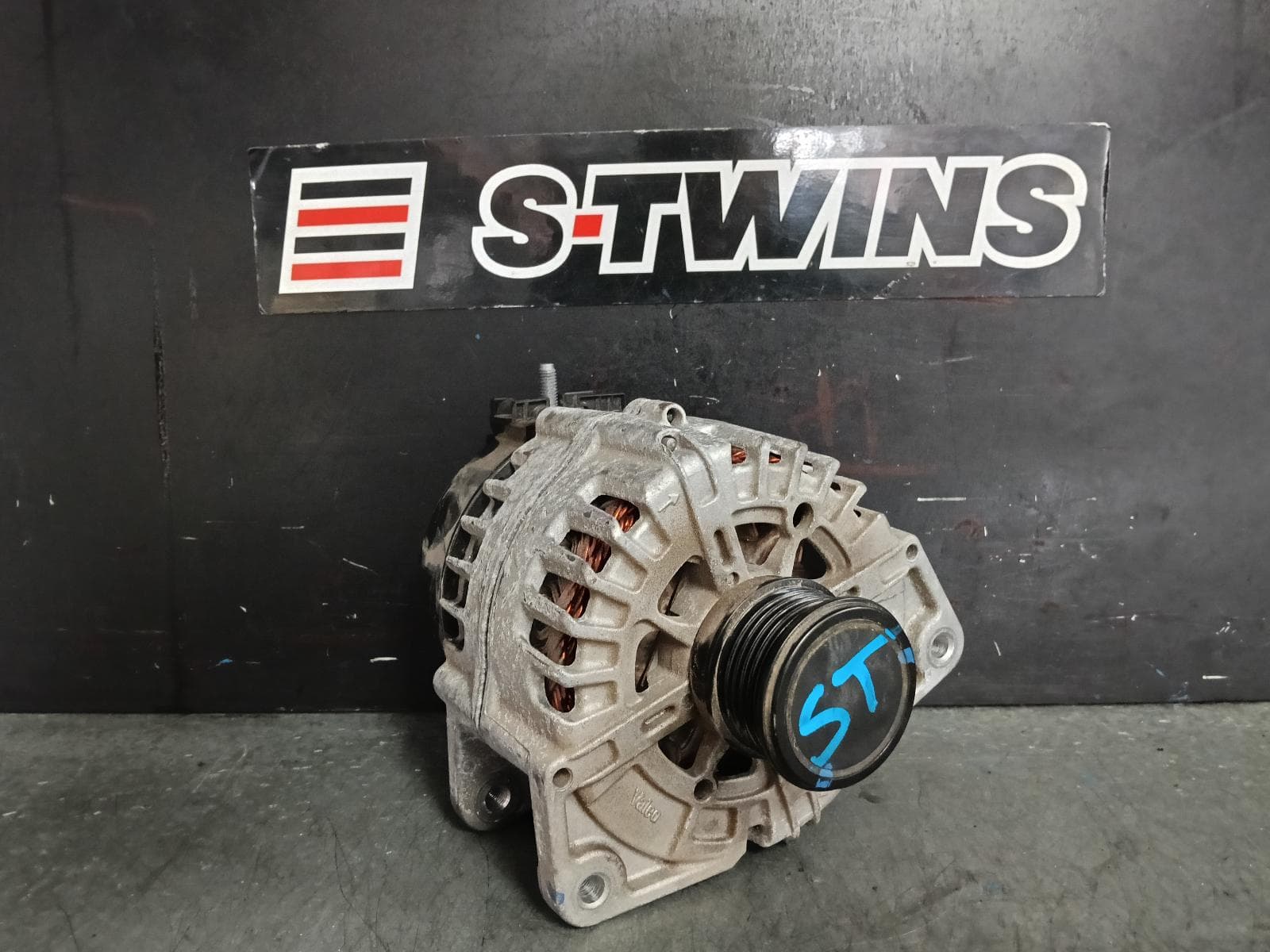 Used auto part listing image: 2022 MERCEDES GLC CLASS ALTERNATOR PETROL, 2.0, X253, GLC300, 09/19- 0000389392