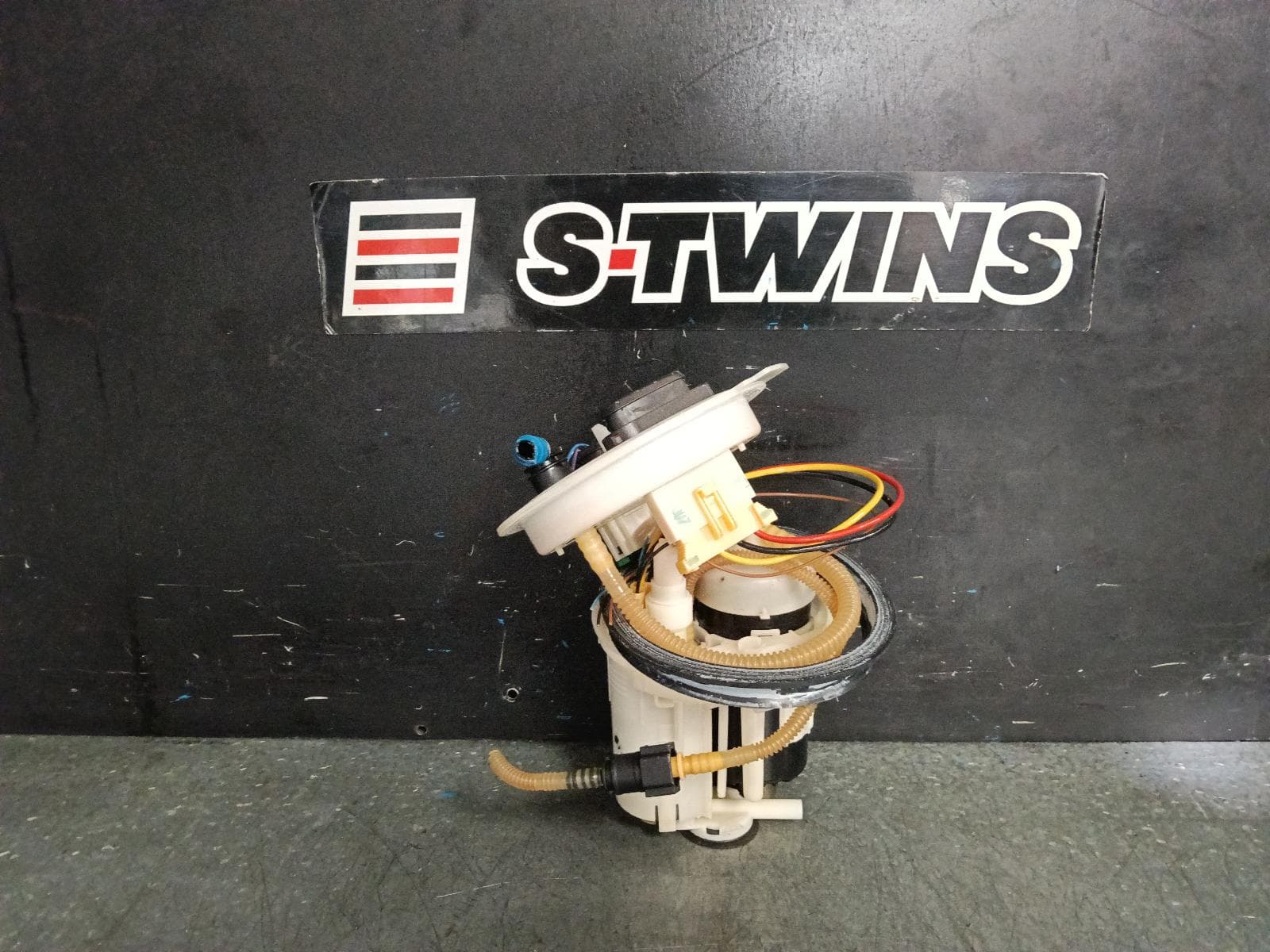 Used auto part listing image: 2020 AUDI A5/S5 FUEL PUMP F5, IN TANK (PUMP & SENDER), PETROL, 2.0, CYRB/DDWB/CVKB/DEMA, 07/16-05/24 0000394685