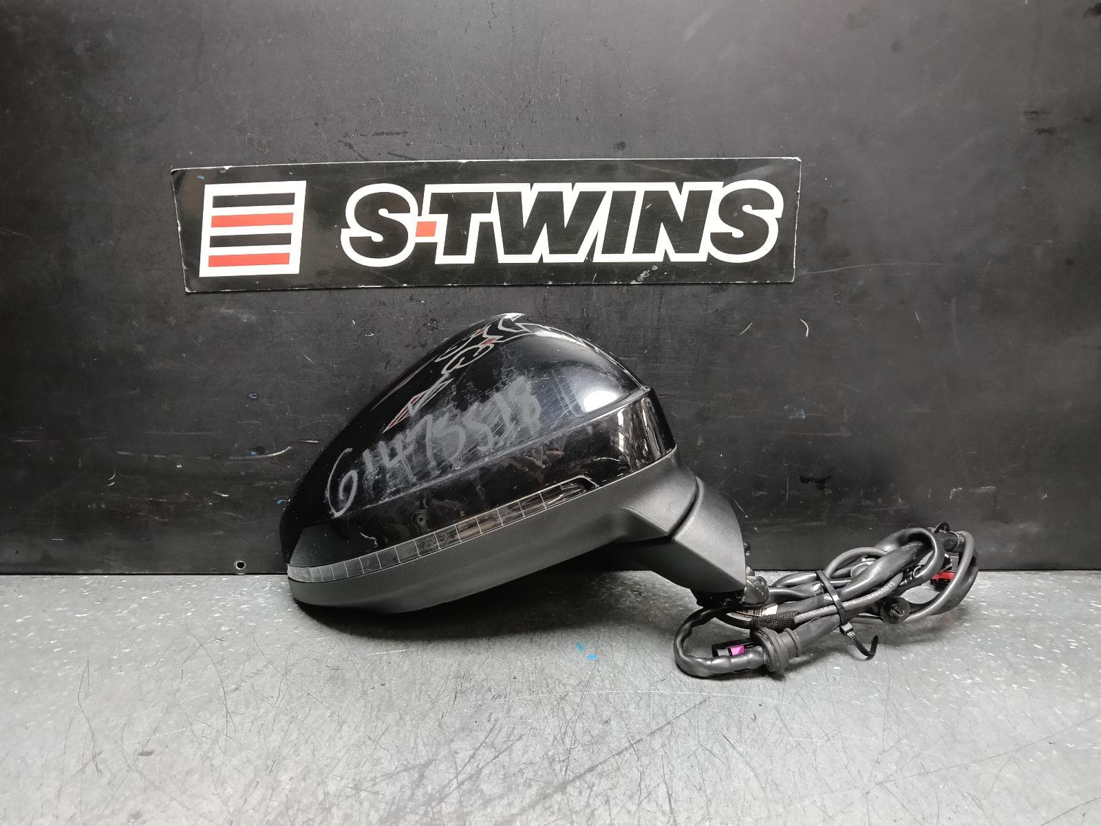 Used auto part listing image: 2020 AUDI A5/S5 RIGHT DOOR MIRROR F5, W/ POWER FOLD, MEMORY, CAMERA TYPE (6XL/KA6), HATCH, A5/S5/RS5, 07/16-05/24 0000382093