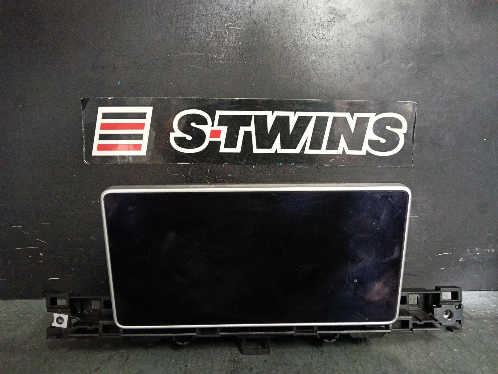 Used auto part listing image: 2020 AUDI A5/S5 F5, DISPLAY UNIT, 8.25IN TOUCHSCREEN, W/ SAT NAV TYPE, 07/16-01/20 0000394702