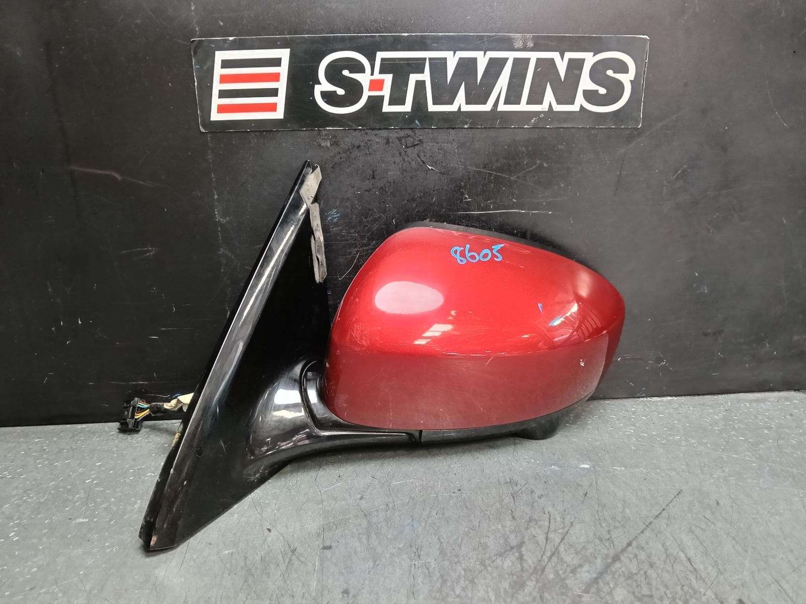 Used auto part listing image: 2015 NISSAN PATHFINDER LEFT DOOR MIRROR R52, ST-L, HEATED, NON MEMORY TYPE, W/ CAMERA TYPE, 06/13-11/16 0000386991