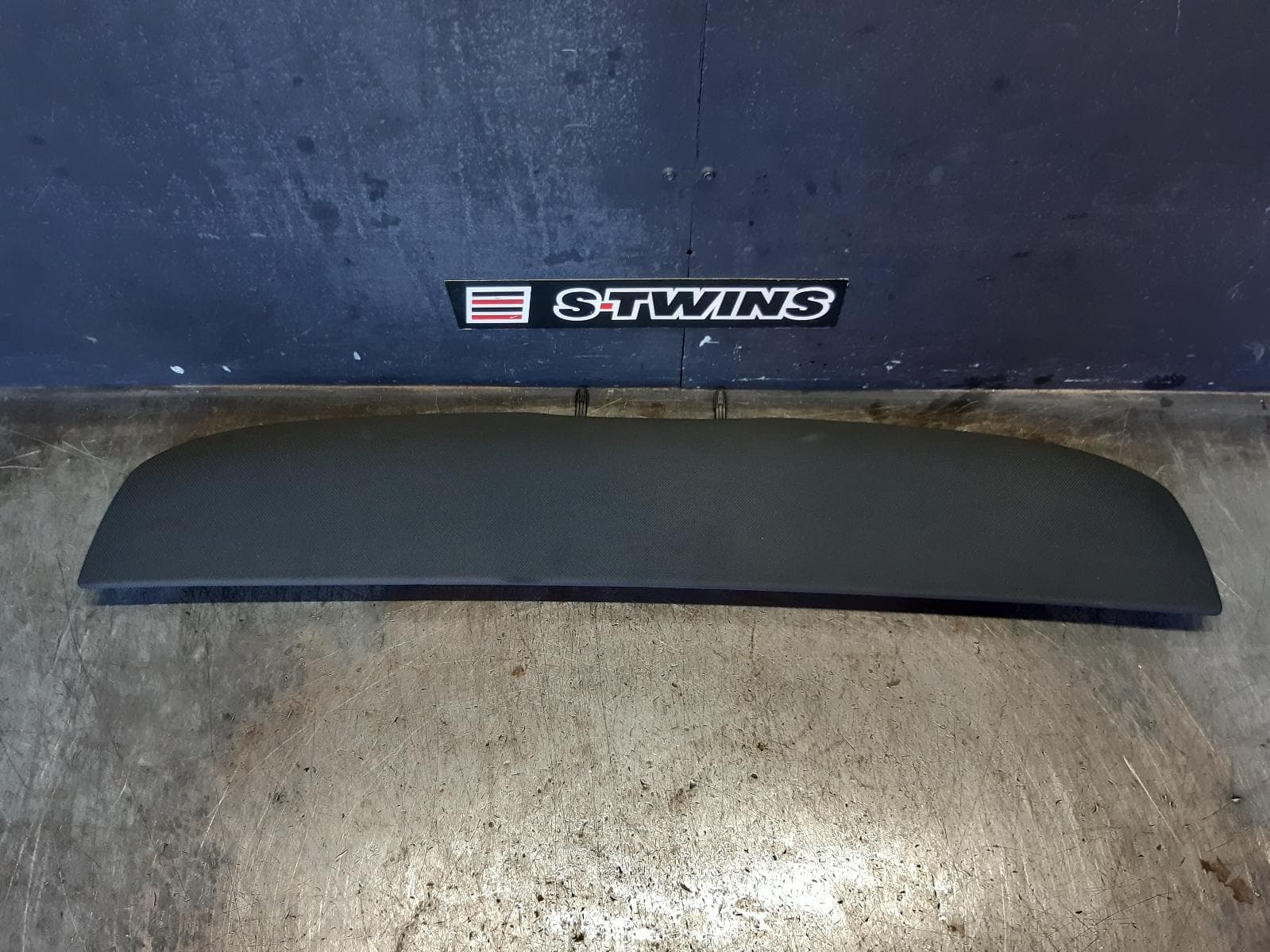 Used auto part listing image: 2013 AUDI Q3 PARCEL SHELF CARGO BLIND HARD BOARD (SMALL PIECE), 8U, 03/12-12/18 0000333570