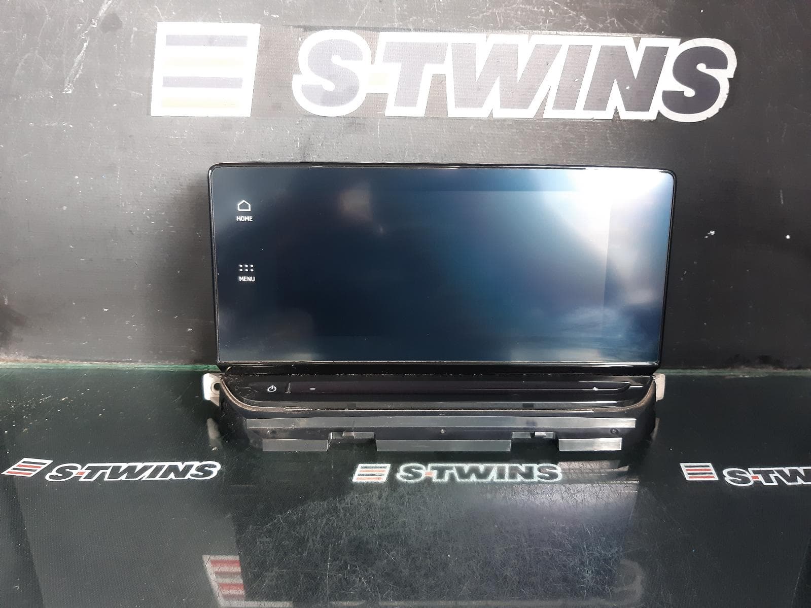 Used auto part listing image: 2021 SKODA OCTAVIA HEAD UNIT, 10IN TOUCHSCREEN, W/ SAT NAV TYPE, NX, 12/20- 0000376914