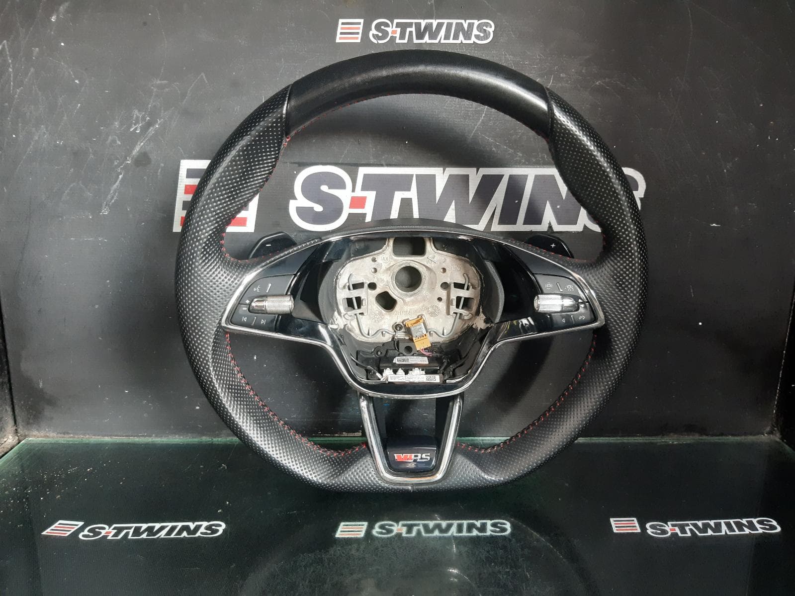 Used auto part listing image: 2021 SKODA OCTAVIA STEERING WHEEL NX, 10/20- 0000376916