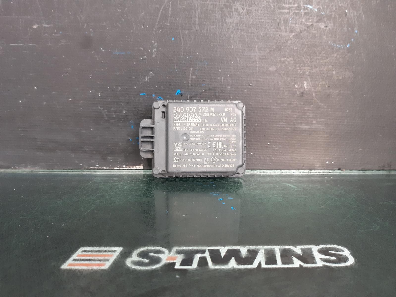Used auto part listing image: 2018 VOLKSWAGEN TIGUAN REVERSE CAMERA FRONT RADAR SENSOR, P/N 2Q0907561K, 5NA, 06/16-02/24 0000340407