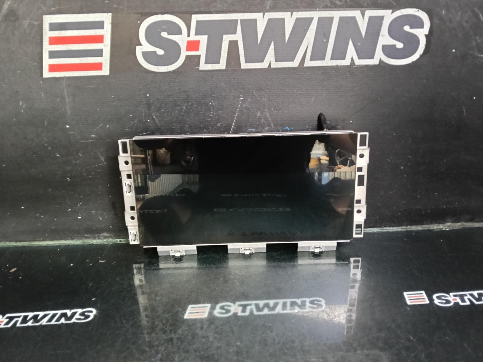 Used auto part listing image: 2020 AUDI A1 DISPLAY UNIT, 10.1IN TOUCHSCREEN, GB, 01/19- 0000402866