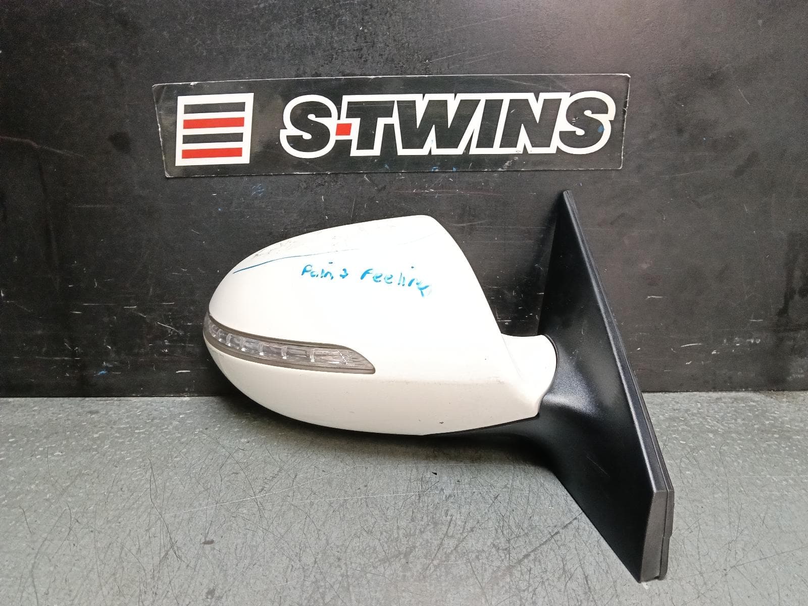 Used auto part listing image: 2013 KIA SPORTAGE RIGHT DOOR MIRROR SL, W/ INDICATOR TYPE, 06/13-10/15 0000393888