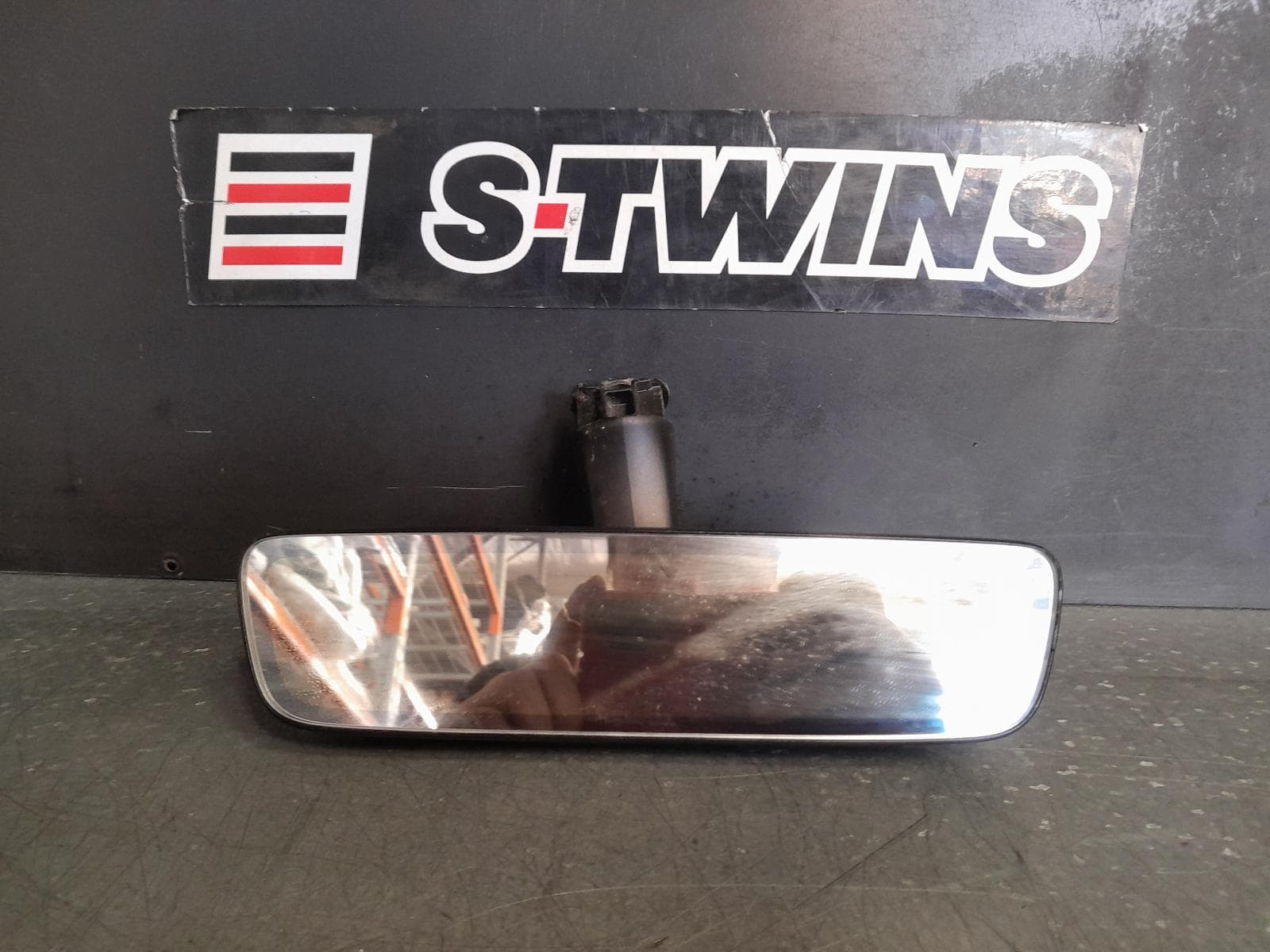 Used auto part listing image: 2020 JEEP WRANGLER INTERIOR MIRROR JL, 08/18- 0000333024