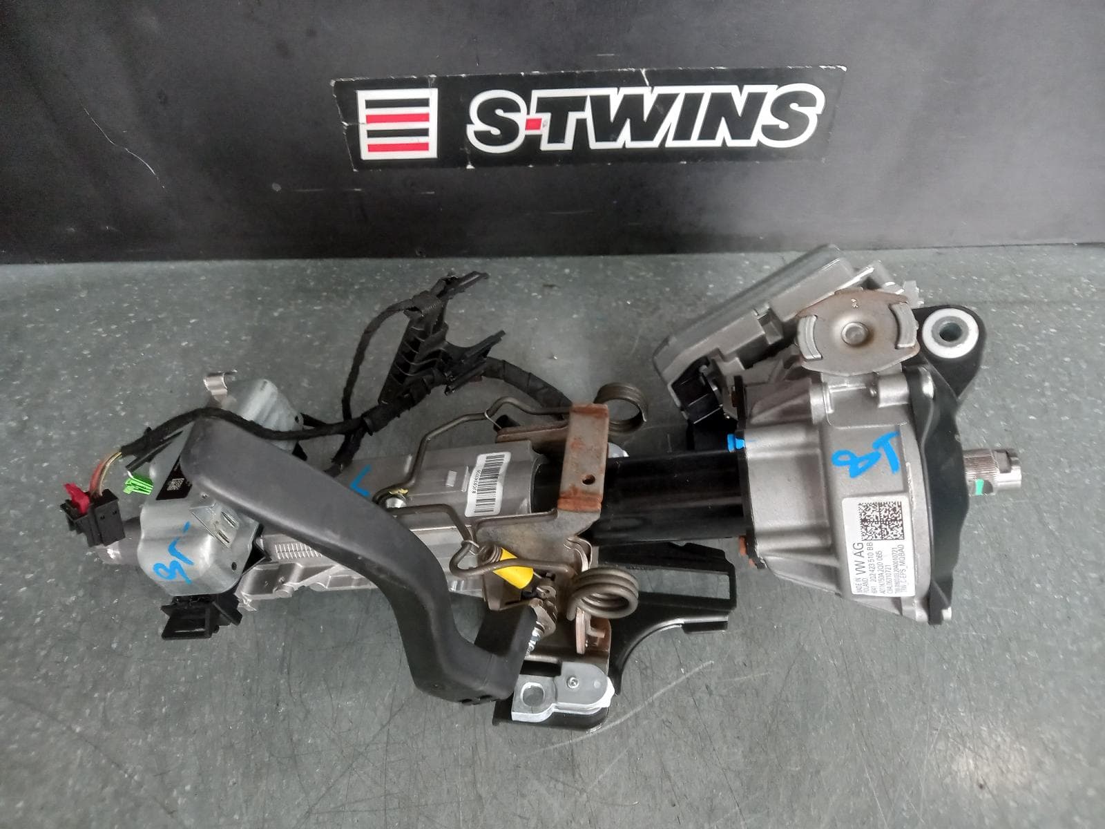 Used auto part listing image: 2021 SKODA KAMIQ STEERING COLUMN NW, 06/20- 0000334437