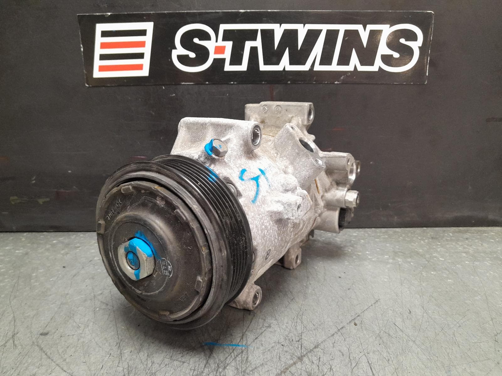 Used auto part listing image: 2018 TOYOTA C-HR A C COMPRESSOR GEN 1, 1.2, 8NR-FTS, PETROL, 12/16-09/23 0000377106