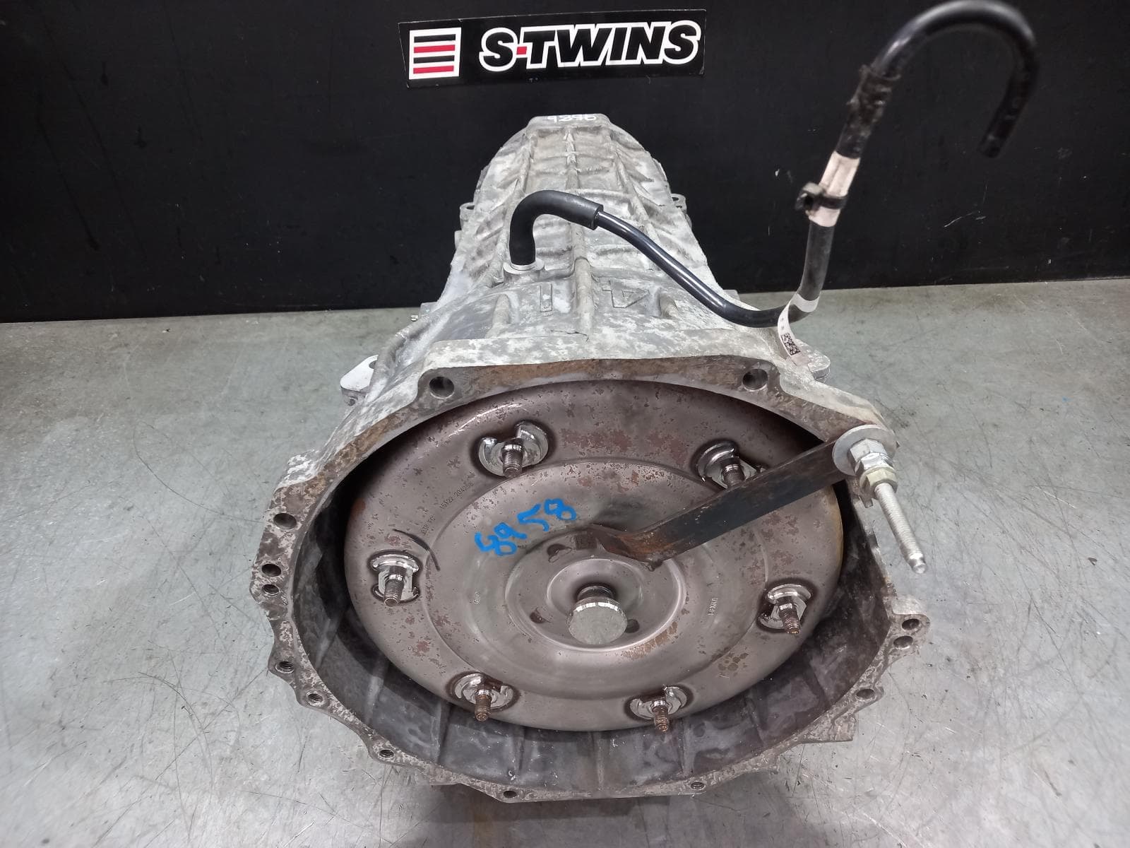 Used auto part listing image: 2022 FORD RANGER TRANS GEARBOX RA, AUTO, AWD, DIESEL, 2.0, BI-TURBO, NO TRANSFER CASE, 05/22- 0000387366